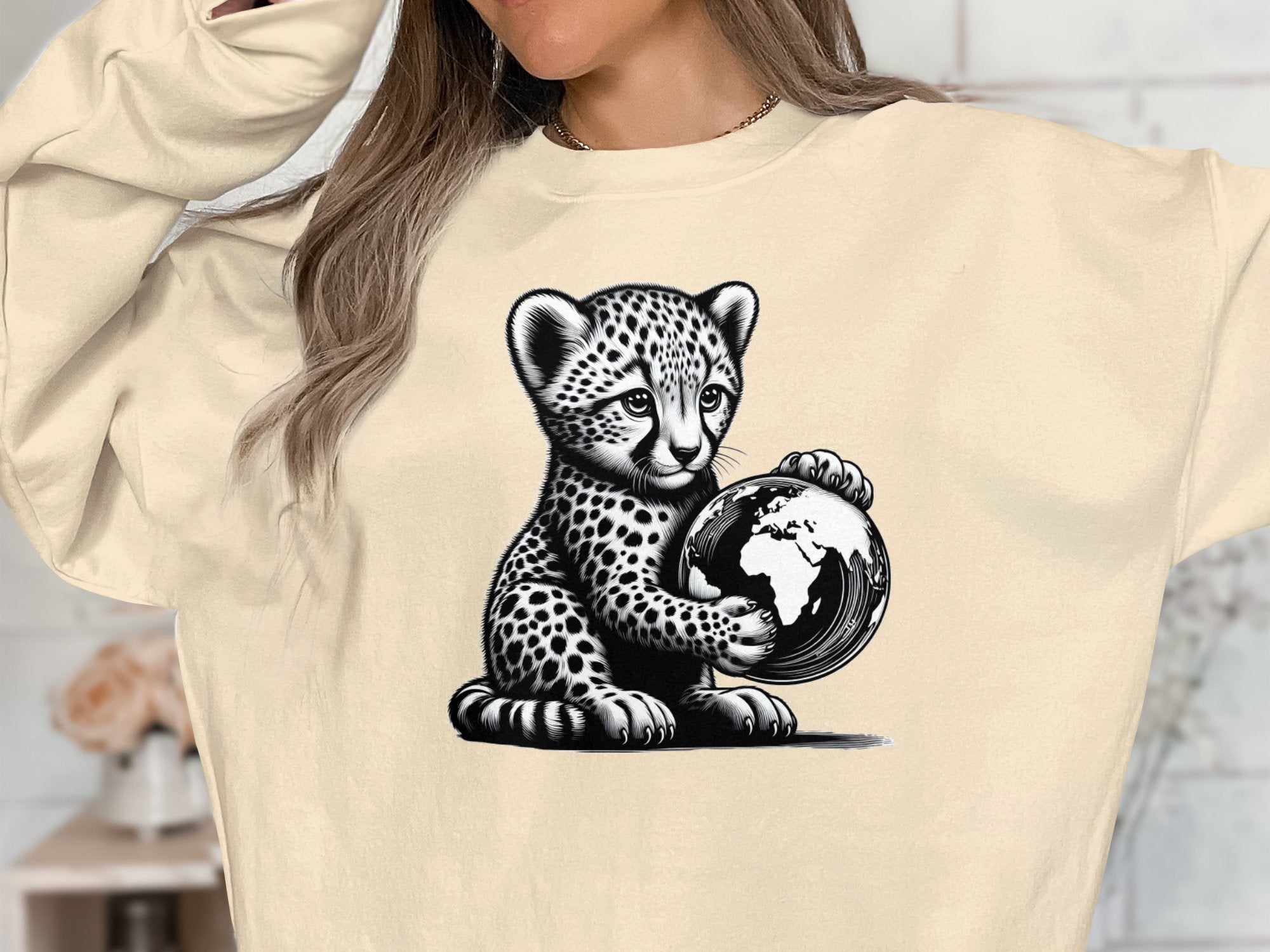 Cheetah World - Coloured Gildan Sweatshirt Realistic Animal Talisman Unisex Cute Tee Graphic Design