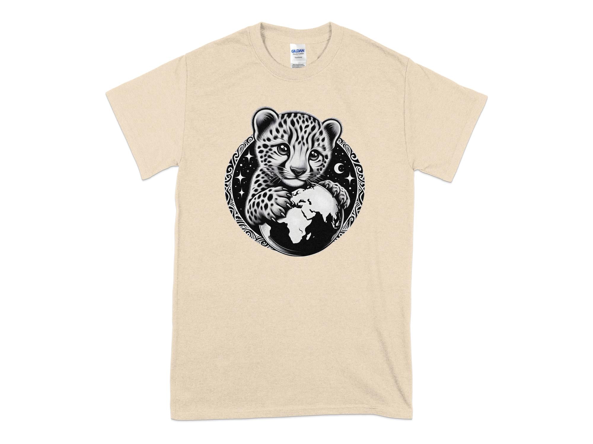 Cheetah World - Coloured Gildan T-Shirt Realistic Animal Talisman Unisex Cute Tee Graphic Design