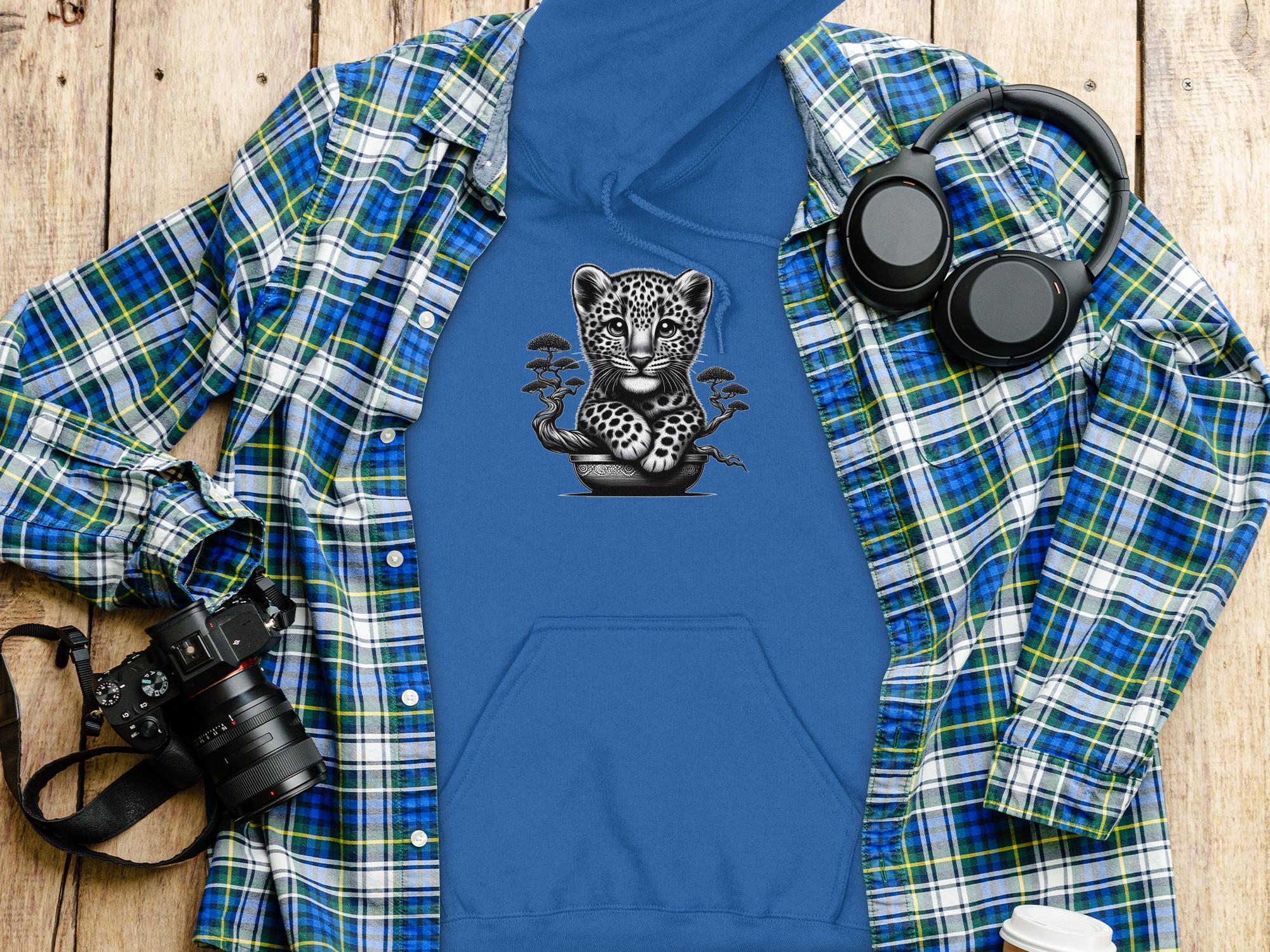 Leopard Bonsai - Coloured Gildan Hoodie Realistic Animal Talisman Unisex Cute Tee Graphic Design