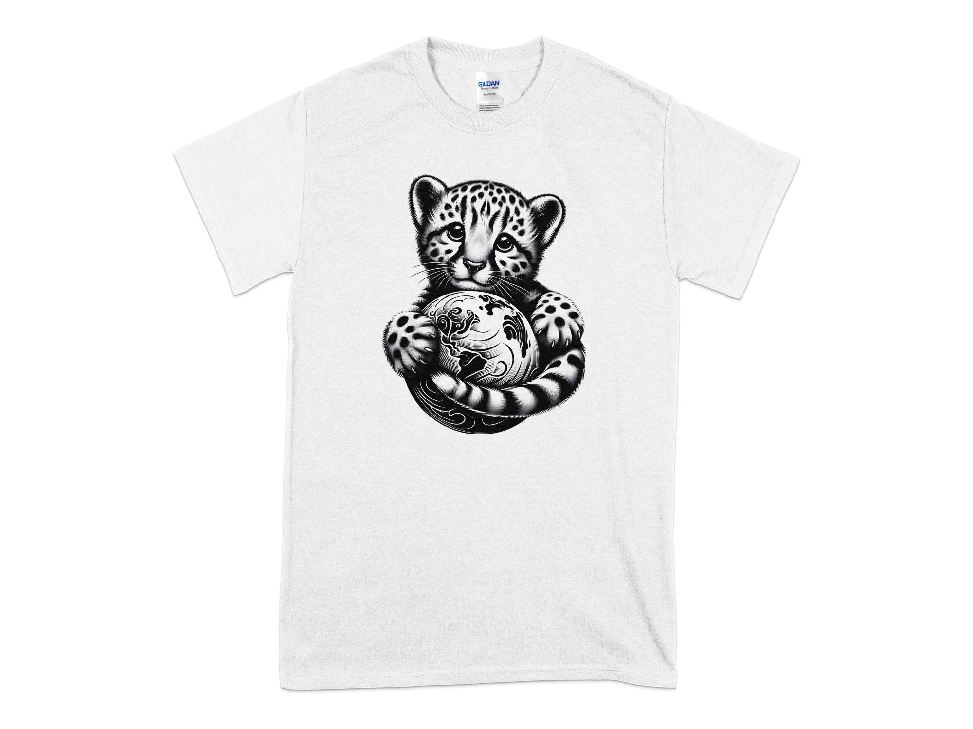 Cheetah World - Coloured Gildan T-Shirt Realistic Animal Talisman Unisex Cute Tee Graphic Design