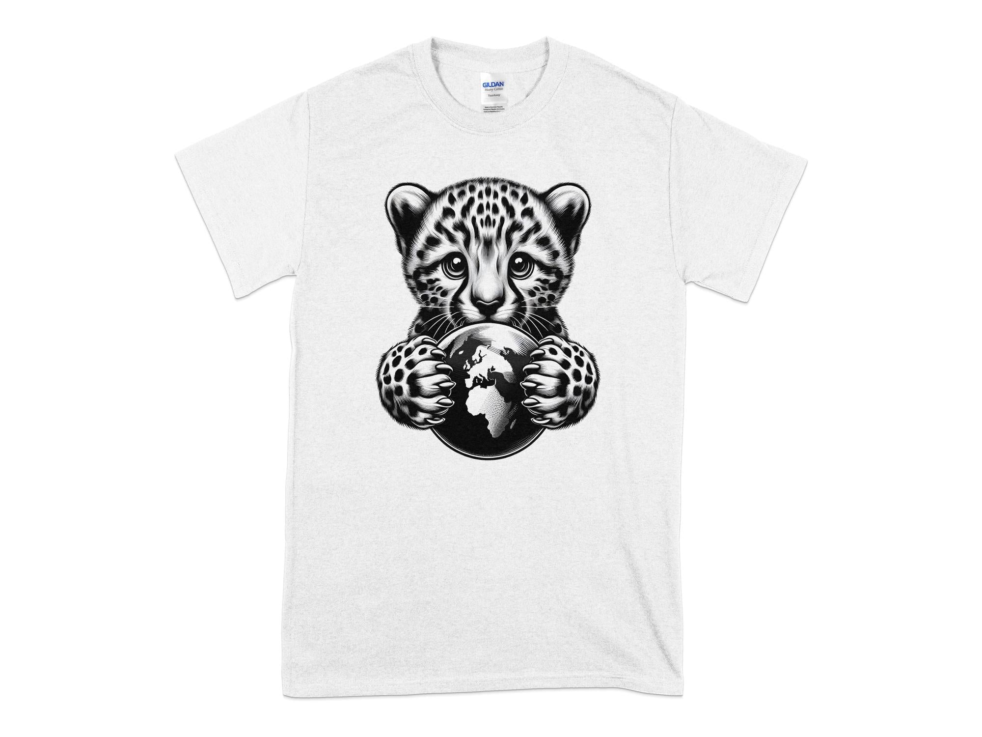 Cheetah World - Coloured Gildan T-Shirt Realistic Animal Talisman Unisex Cute Tee Graphic Design