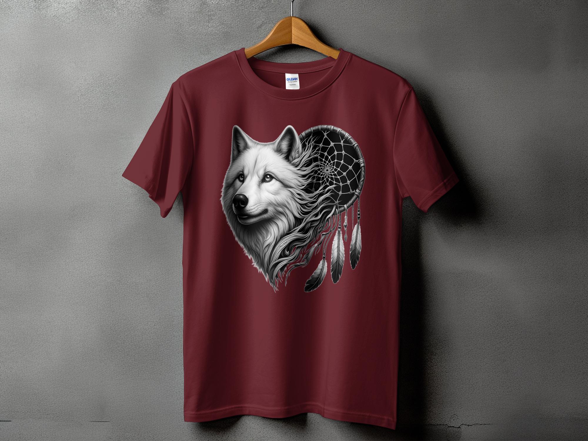 Dreamcatcher Wolf - Coloured Gildan T-Shirt Realistic Native American Talisman Unisex Mythology Tee Graphic Design