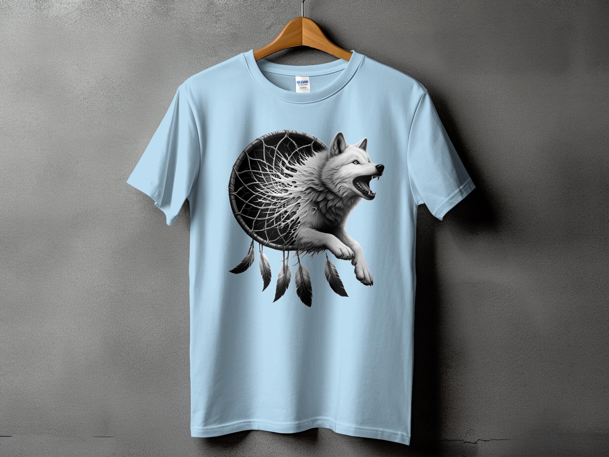 Dreamcatcher Wolf - Coloured Gildan T-Shirt Realistic Native American Talisman Unisex Mythology Tee Graphic Design