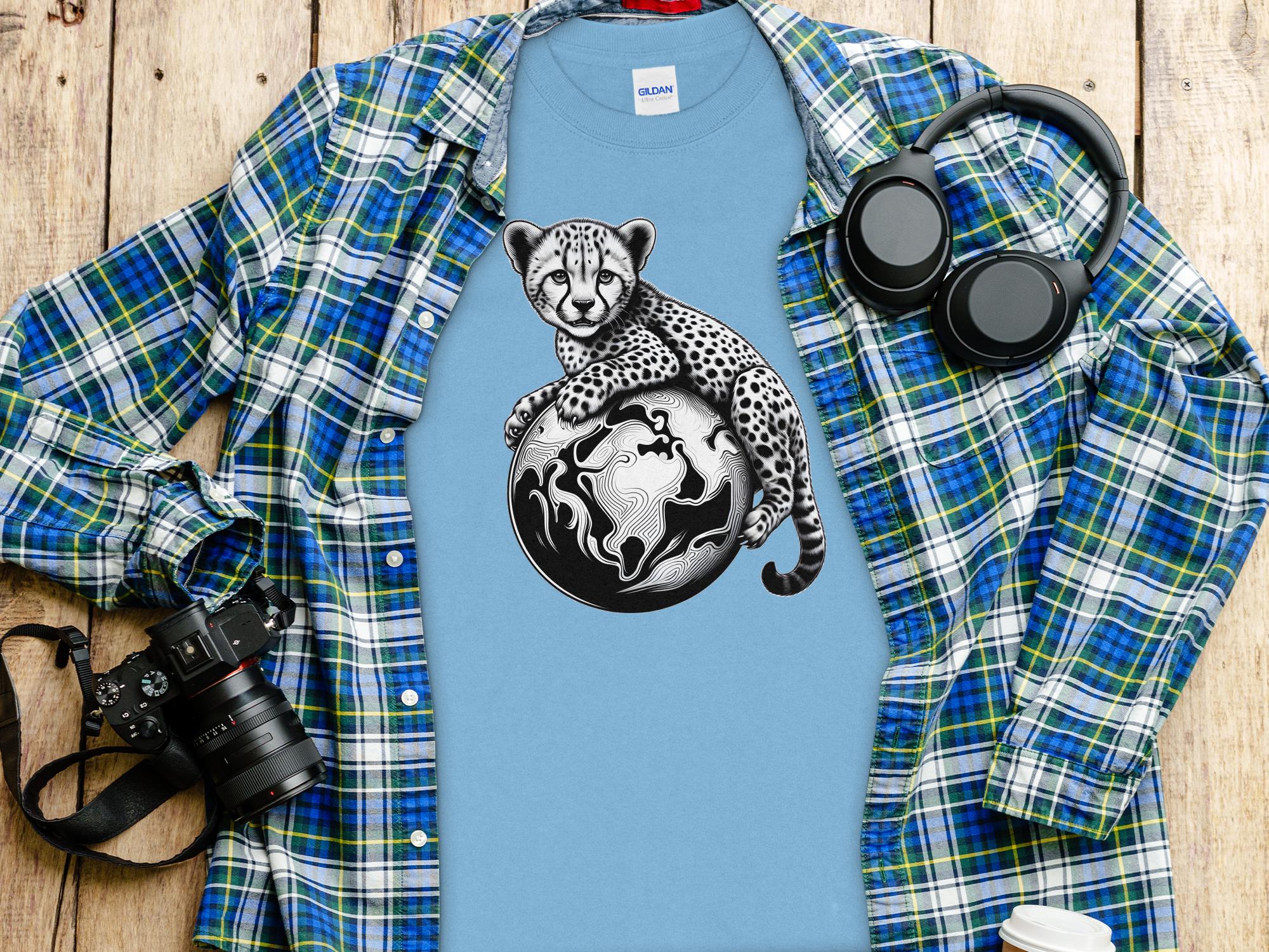 Cheetah World - Coloured Gildan Long Sleeve Realistic Animal Talisman Unisex Cute Tee Graphic Design