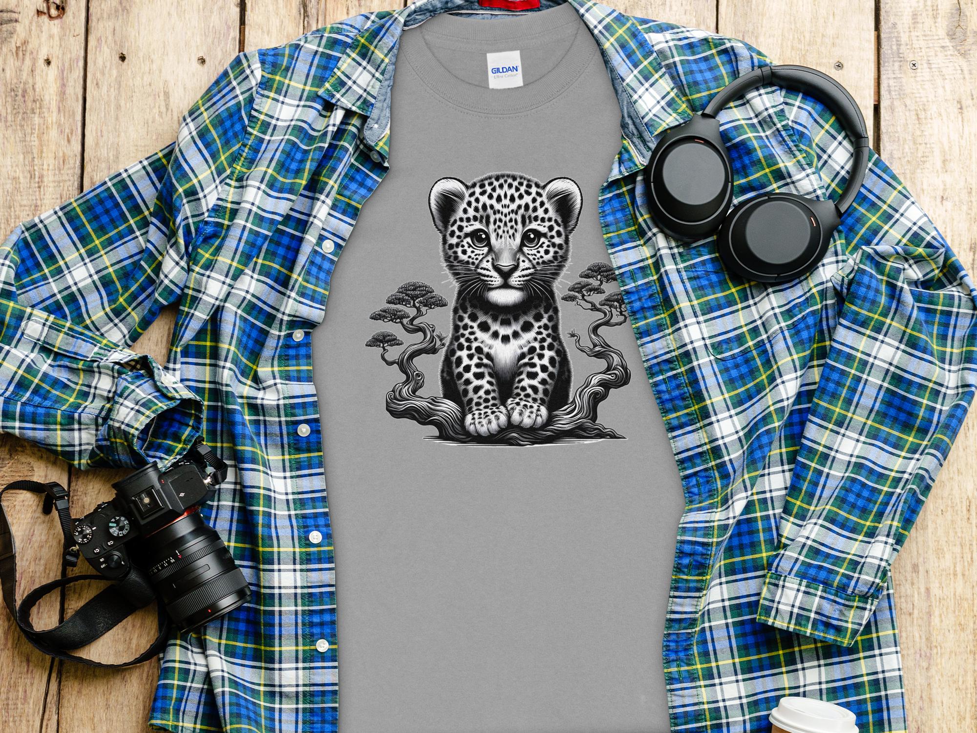 Leopard Bonsai - Coloured Gildan Long Sleeve Realistic Animal Talisman Unisex Cute Tee Graphic Design