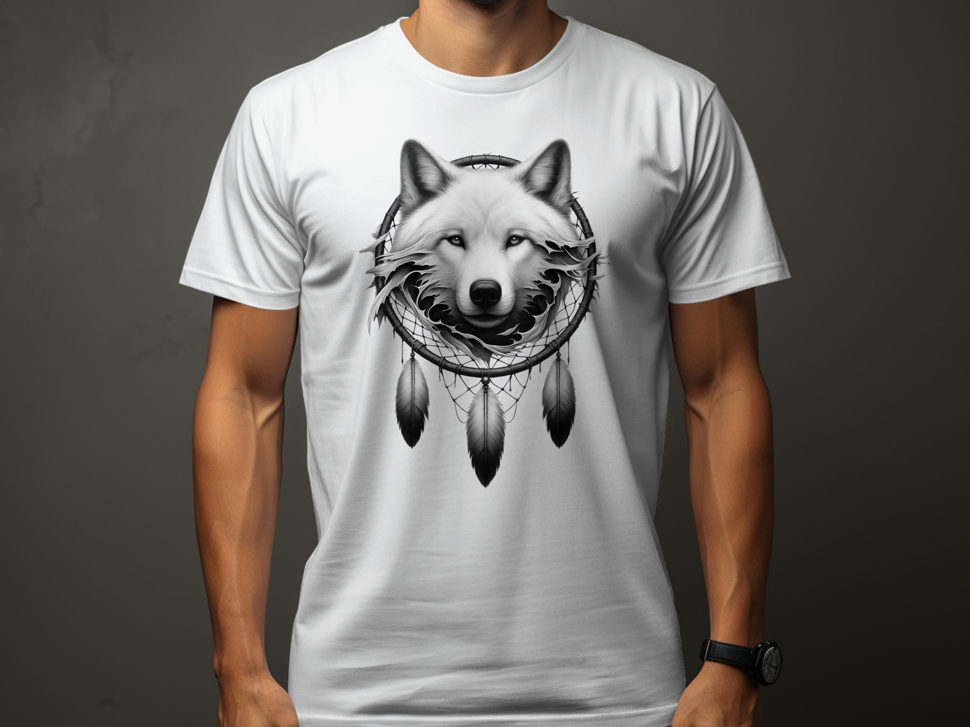 Dreamcatcher Wolf - Coloured Gildan T-Shirt Realistic Native American Talisman Unisex Mythology Tee Graphic Design