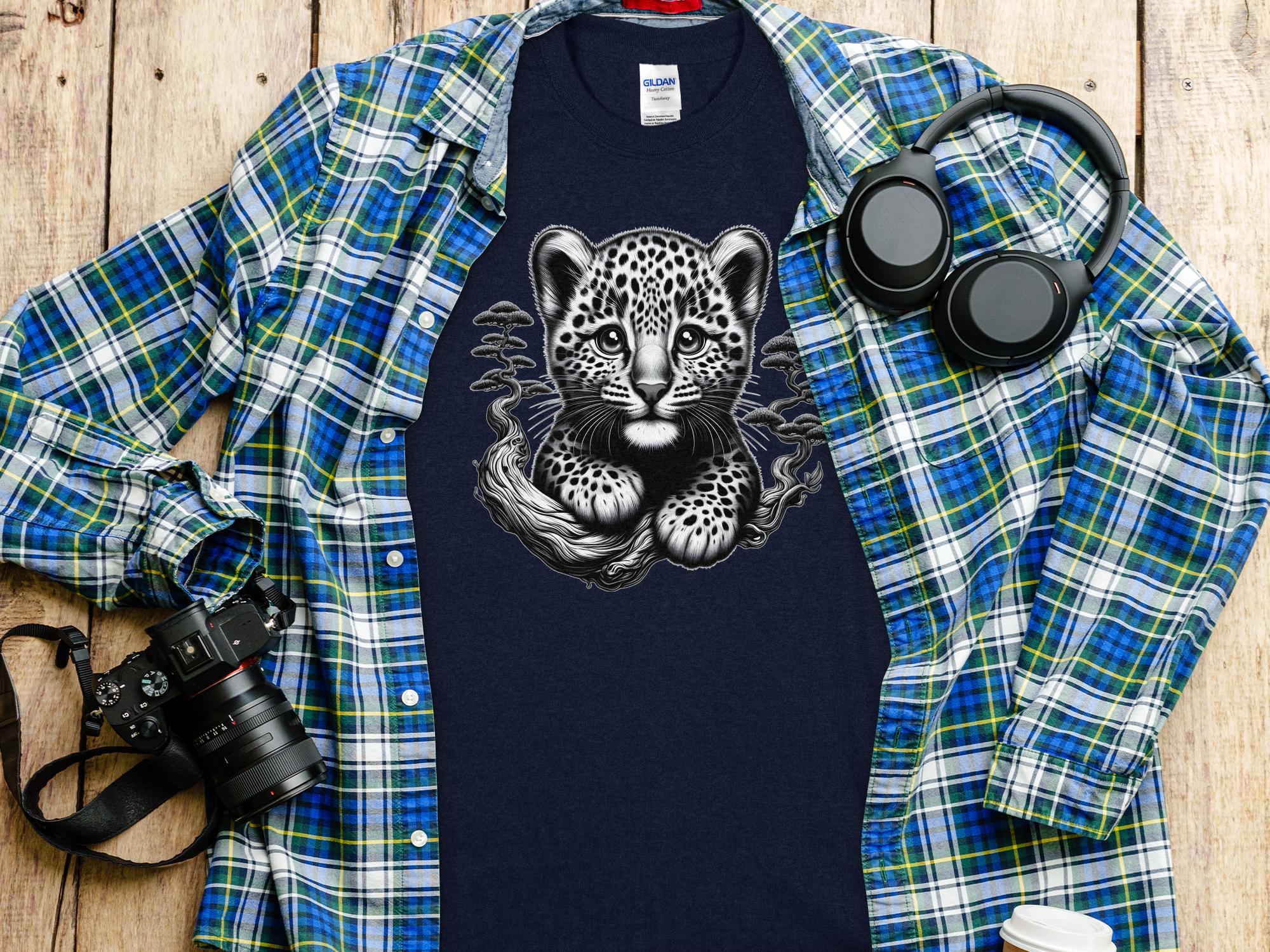 Leopard Bonsai - Coloured Gildan T-Shirt Realistic Animal Talisman Unisex Cute Tee Graphic Design