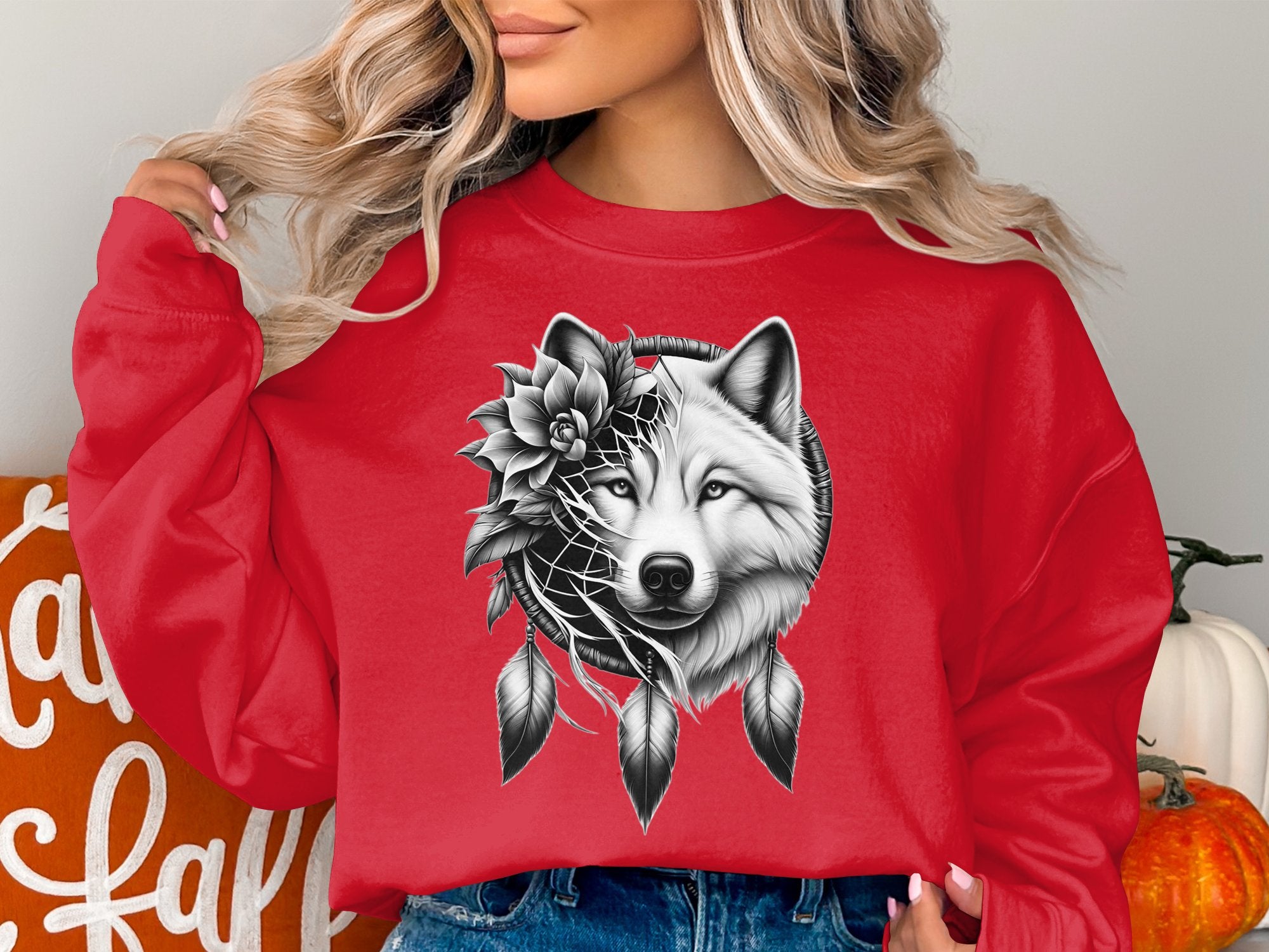 Dreamcatcher Wolf - Coloured Gildan Sweatshirt Realistic Native American Talisman Unisex Mythology Tee Graphic Design