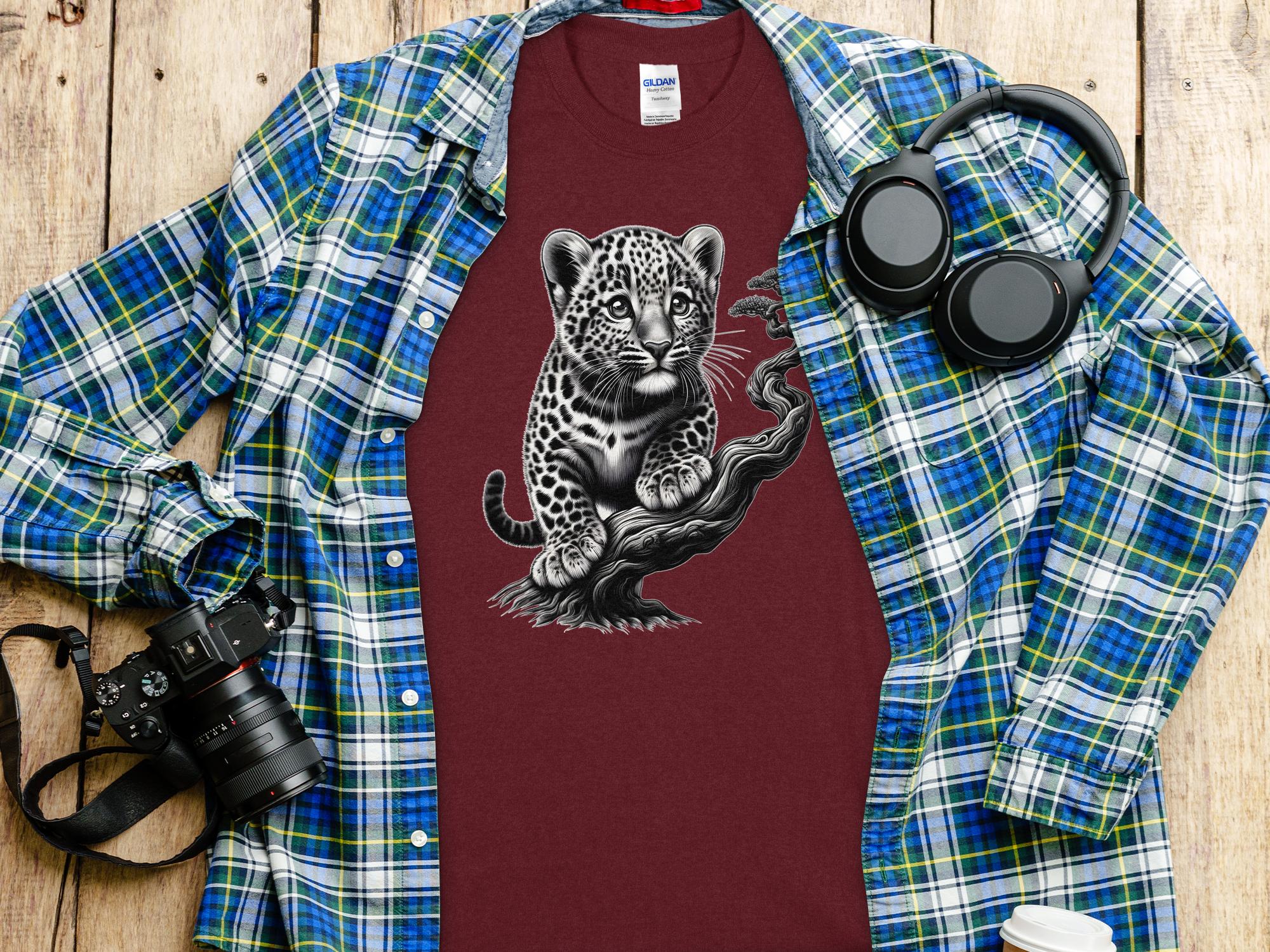 Leopard Bonsai - Coloured Gildan T-Shirt Realistic Animal Talisman Unisex Cute Tee Graphic Design