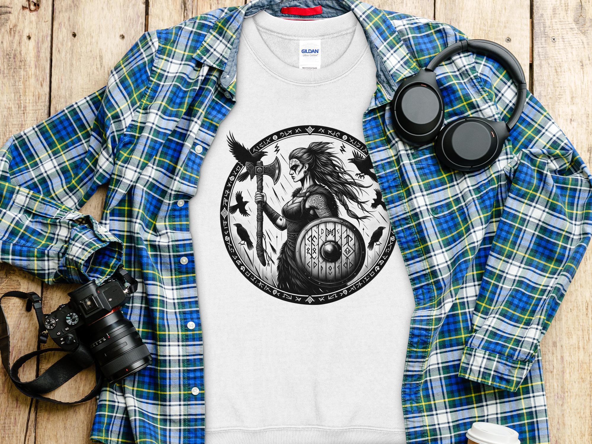 Viking Shield Maiden - Coloured Gildan Sweatshirt Realistic Norse Talisman Men Women Unisex Valhalla Tee Graphic Design