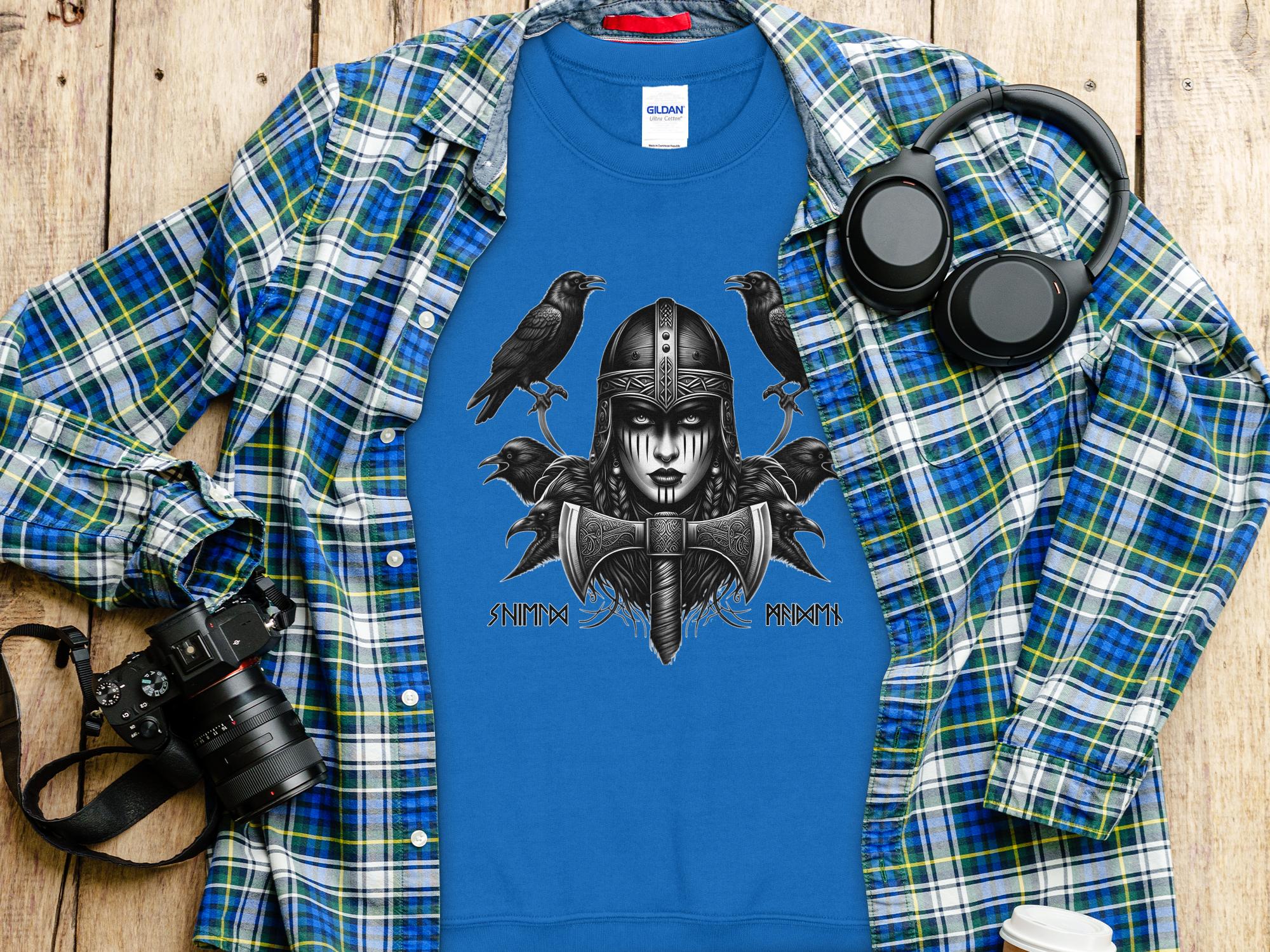 Viking Shield Maiden - Coloured Gildan Sweatshirt Realistic Norse Talisman Men Women Unisex Valhalla Tee Graphic Design