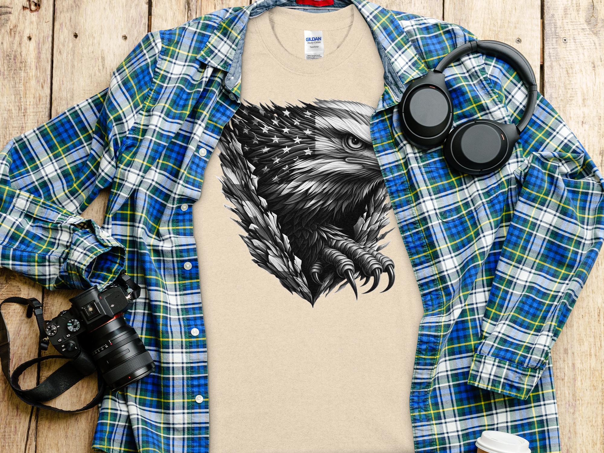 Eagle Patriot - Coloured Gildan T-Shirt Realistic Animal Talisman Unisex Tee Graphic Design