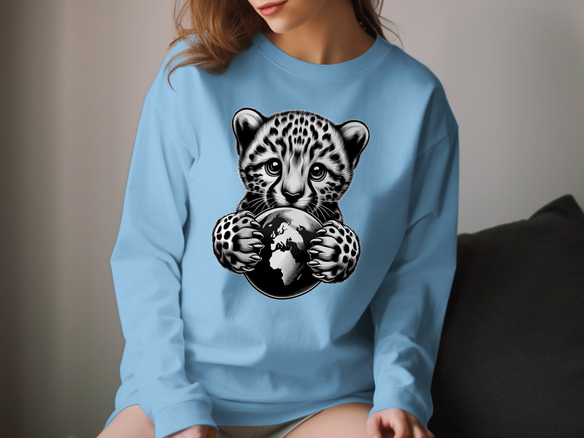 Cheetah World - Coloured Gildan Long Sleeve Realistic Animal Talisman Unisex Cute Tee Graphic Design