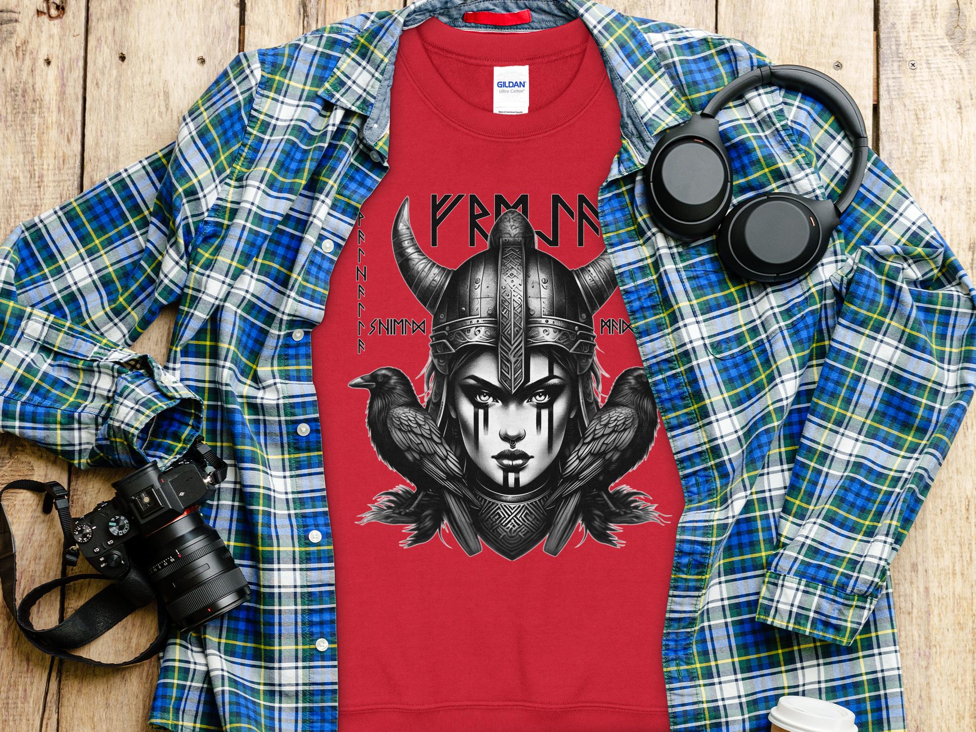 Viking Shield Maiden - Coloured Gildan Sweatshirt Realistic Norse Talisman Men Women Unisex Valhalla Tee Graphic Design