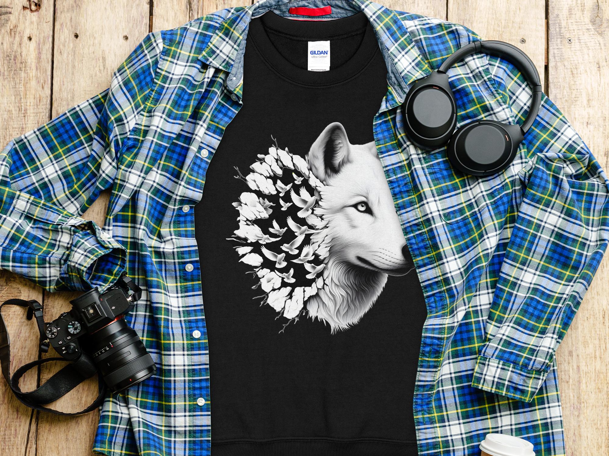 Wolf x Doves - Black White Gildan Sweatshirt Realistic Animal Talisman Unisex Tee Graphic Design