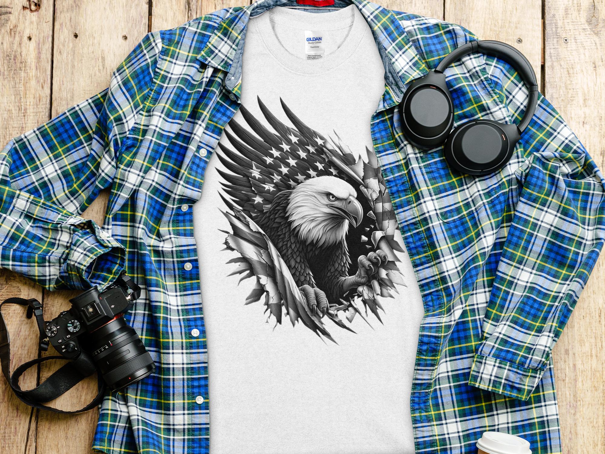 Eagle Patriot - Coloured Gildan T-Shirt Realistic Animal Talisman Unisex Tee Graphic Design