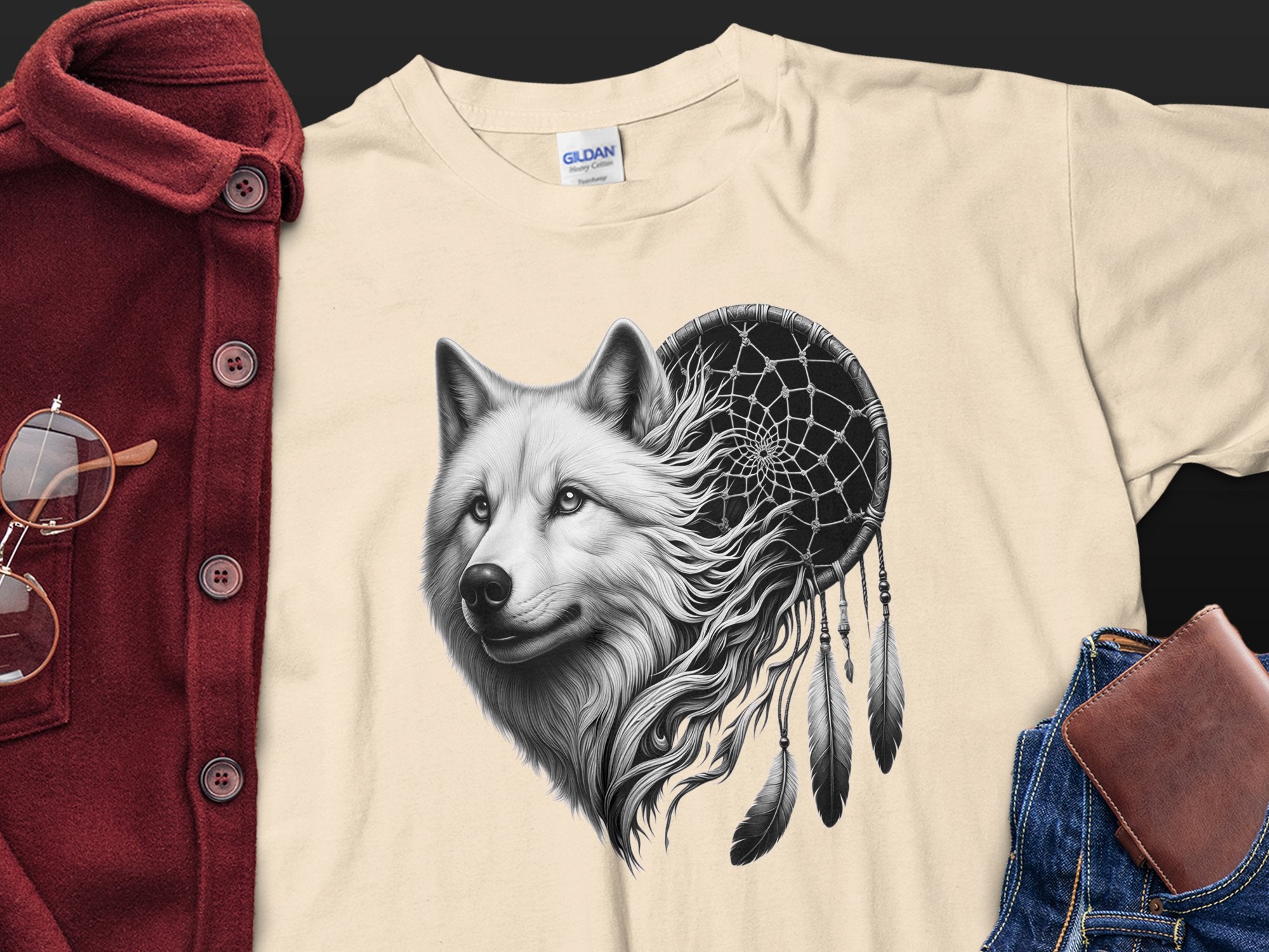 Dreamcatcher Wolf - Coloured Gildan T-Shirt Realistic Native American Talisman Unisex Mythology Tee Graphic Design