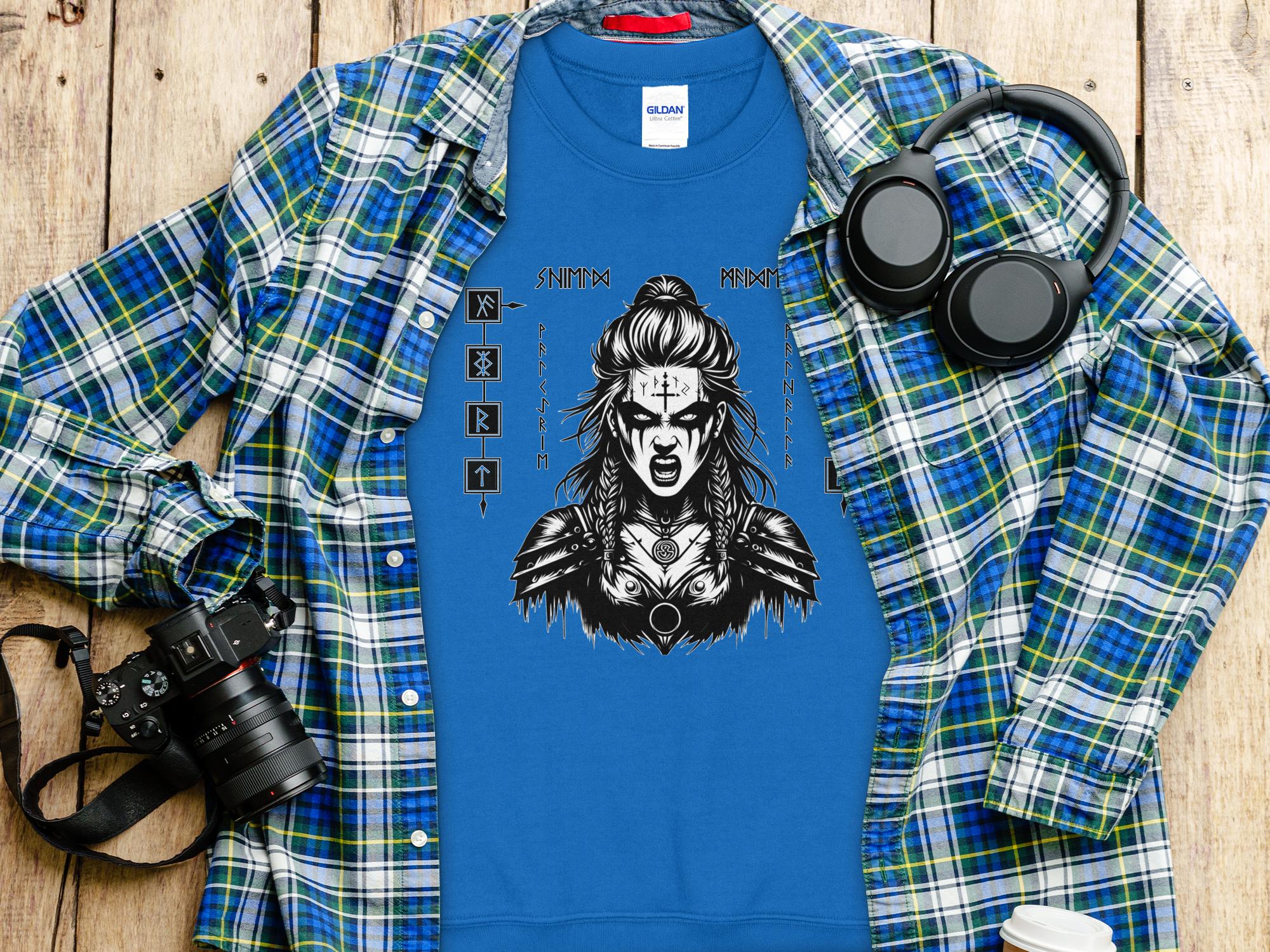 Viking Shield Maiden - Coloured Gildan Sweatshirt Realistic Norse Talisman Men Women Unisex Valhalla Tee Graphic Design