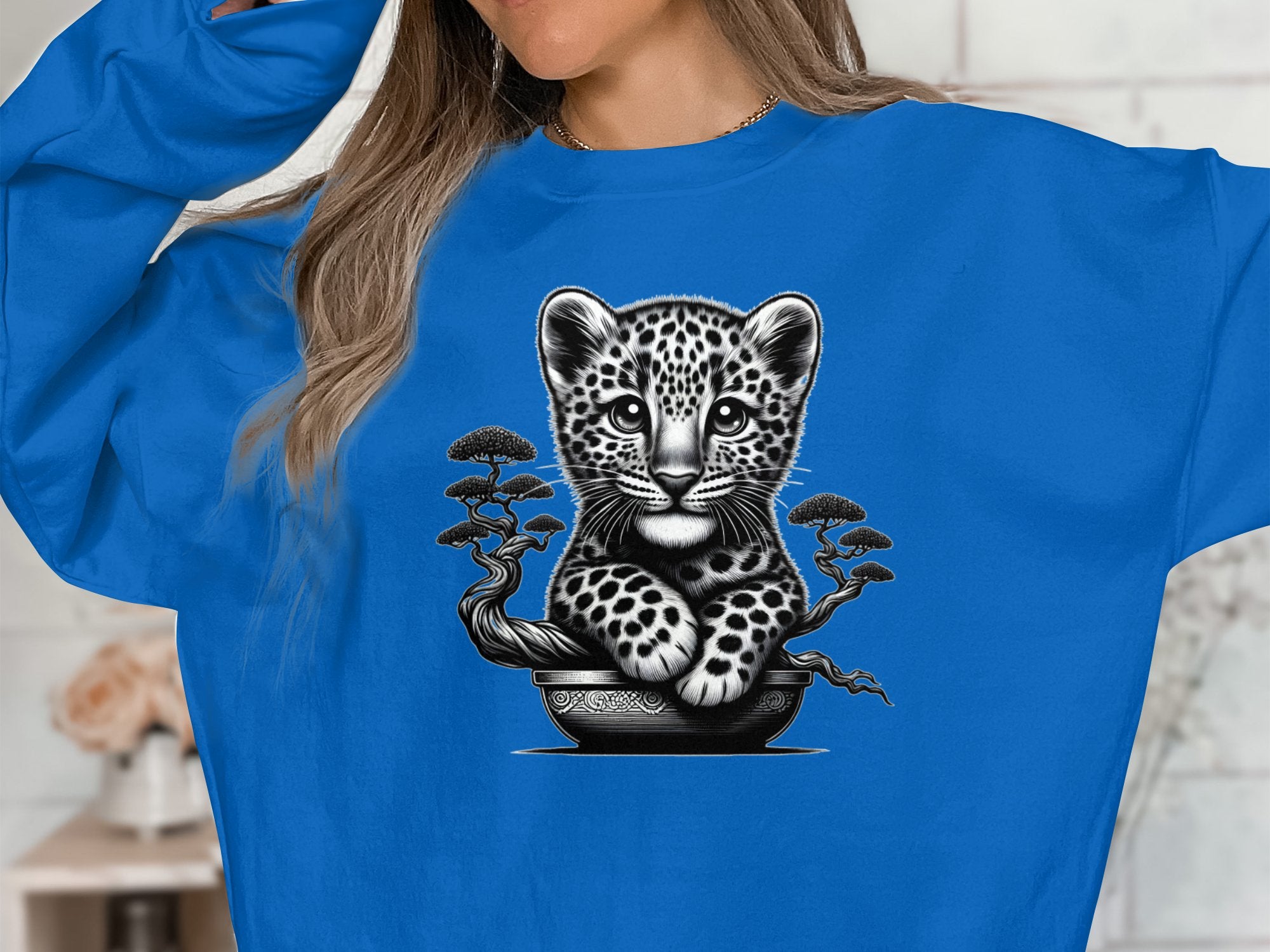 Leopard Bonsai - Coloured Gildan Sweatshirt Realistic Animal Talisman Unisex Cute Tee Graphic Design