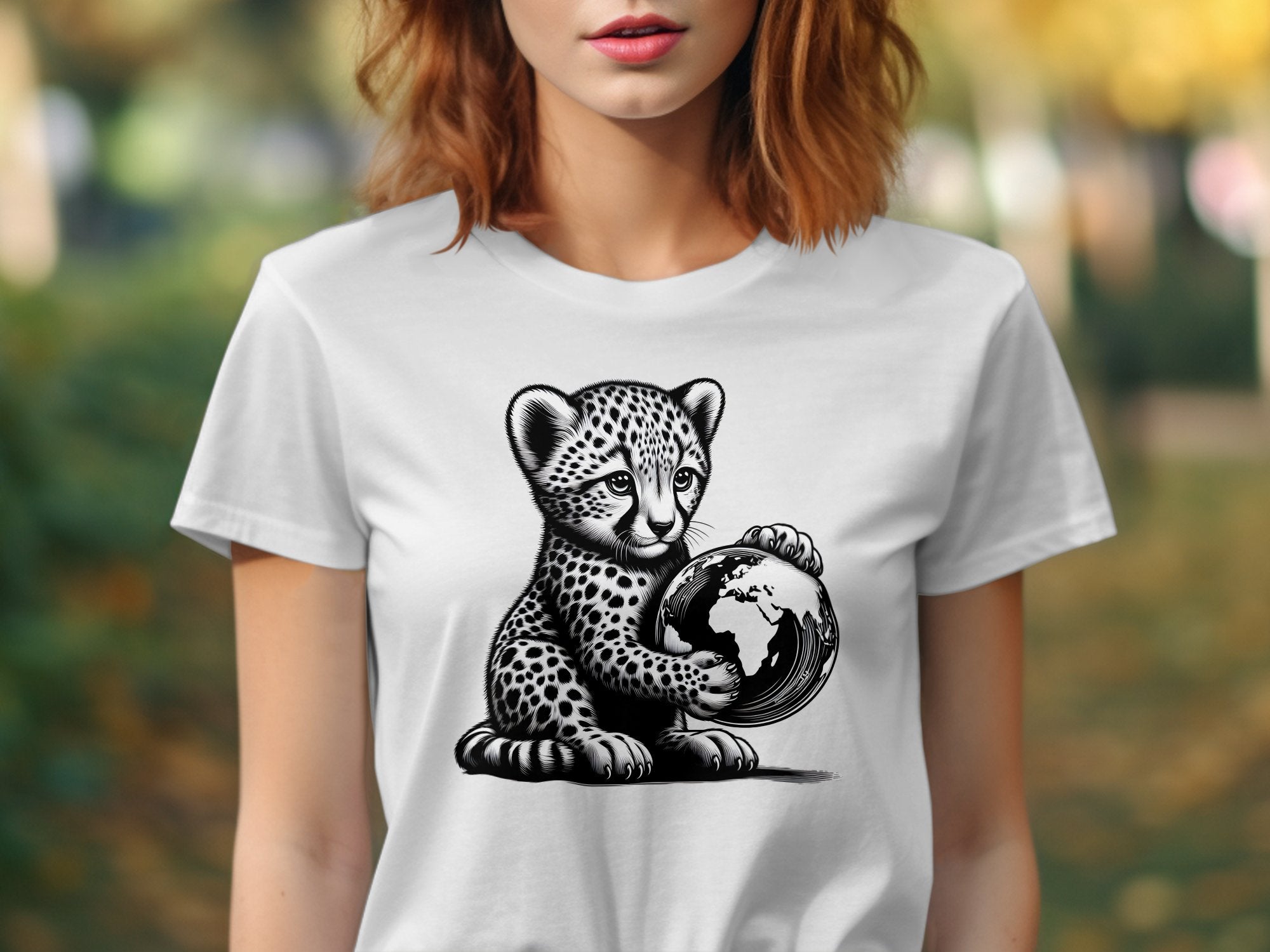 Cheetah World - Coloured Gildan T-Shirt Realistic Animal Talisman Unisex Cute Tee Graphic Design