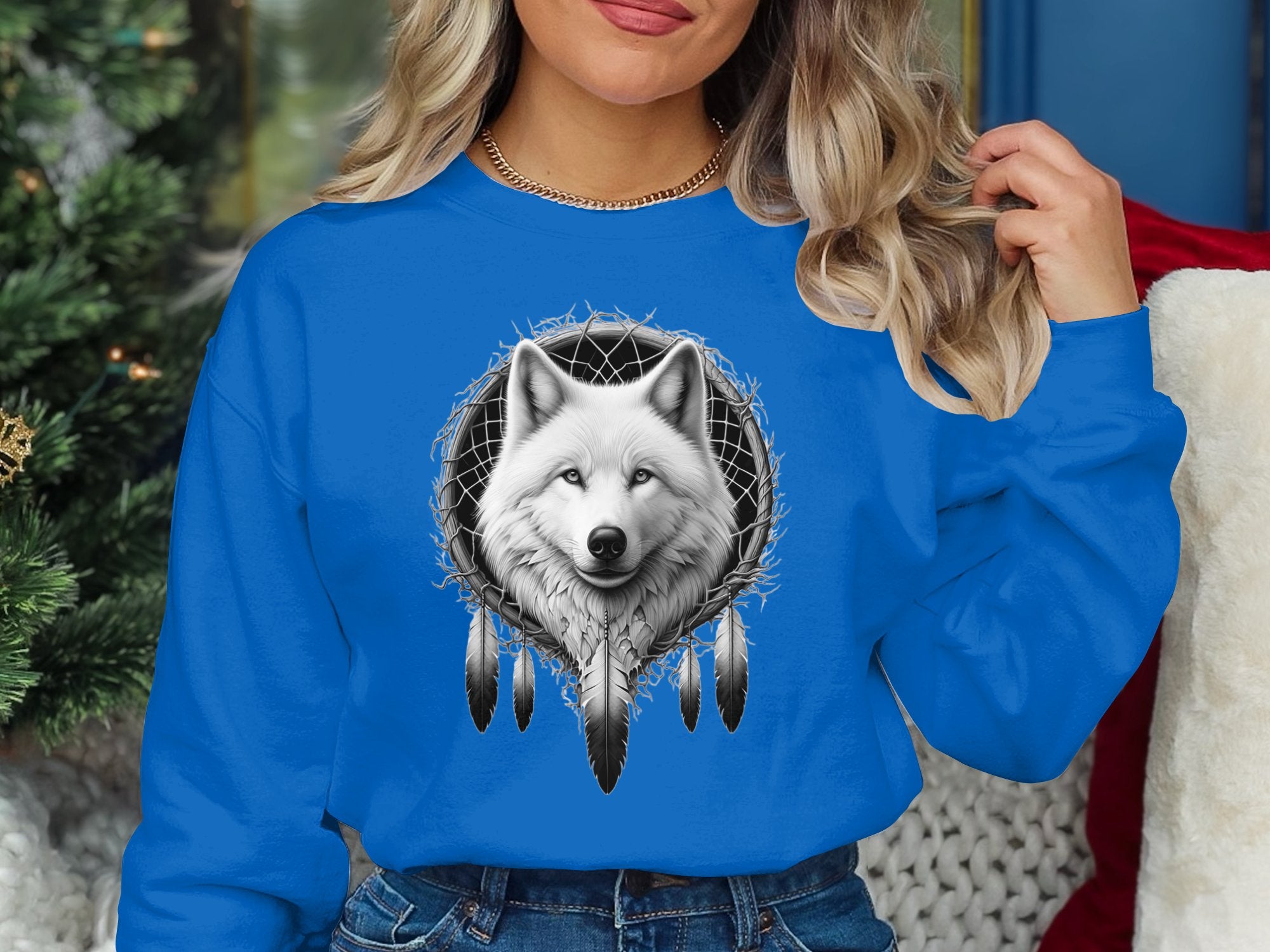 Dreamcatcher Wolf - Coloured Gildan Sweatshirt Realistic Native American Talisman Unisex Mythology Tee Graphic Design