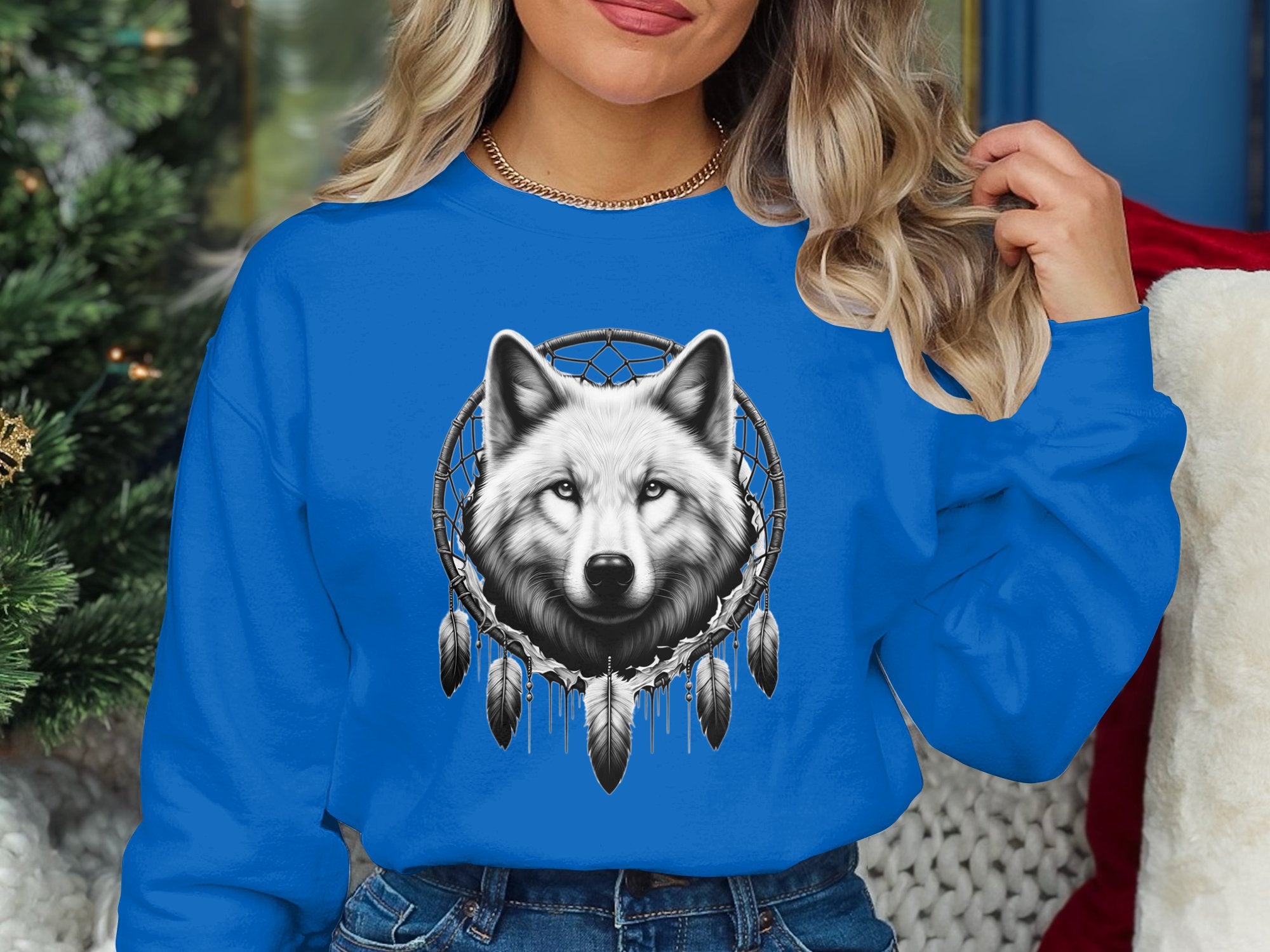 Dreamcatcher Wolf - Coloured Gildan Sweatshirt Realistic Native American Talisman Unisex Mythology Tee Graphic Design