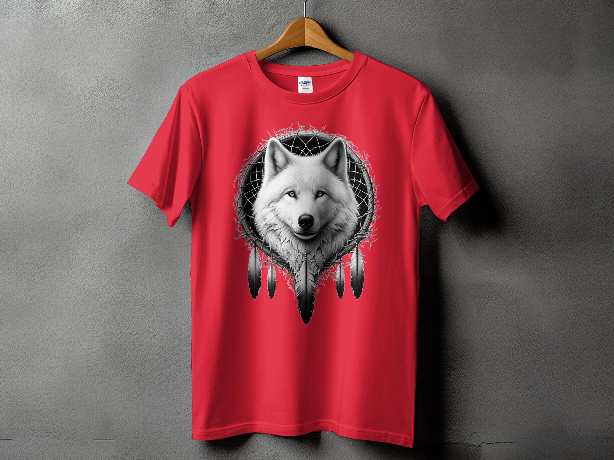 Dreamcatcher Wolf - Coloured Gildan T-Shirt Realistic Native American Talisman Unisex Mythology Tee Graphic Design