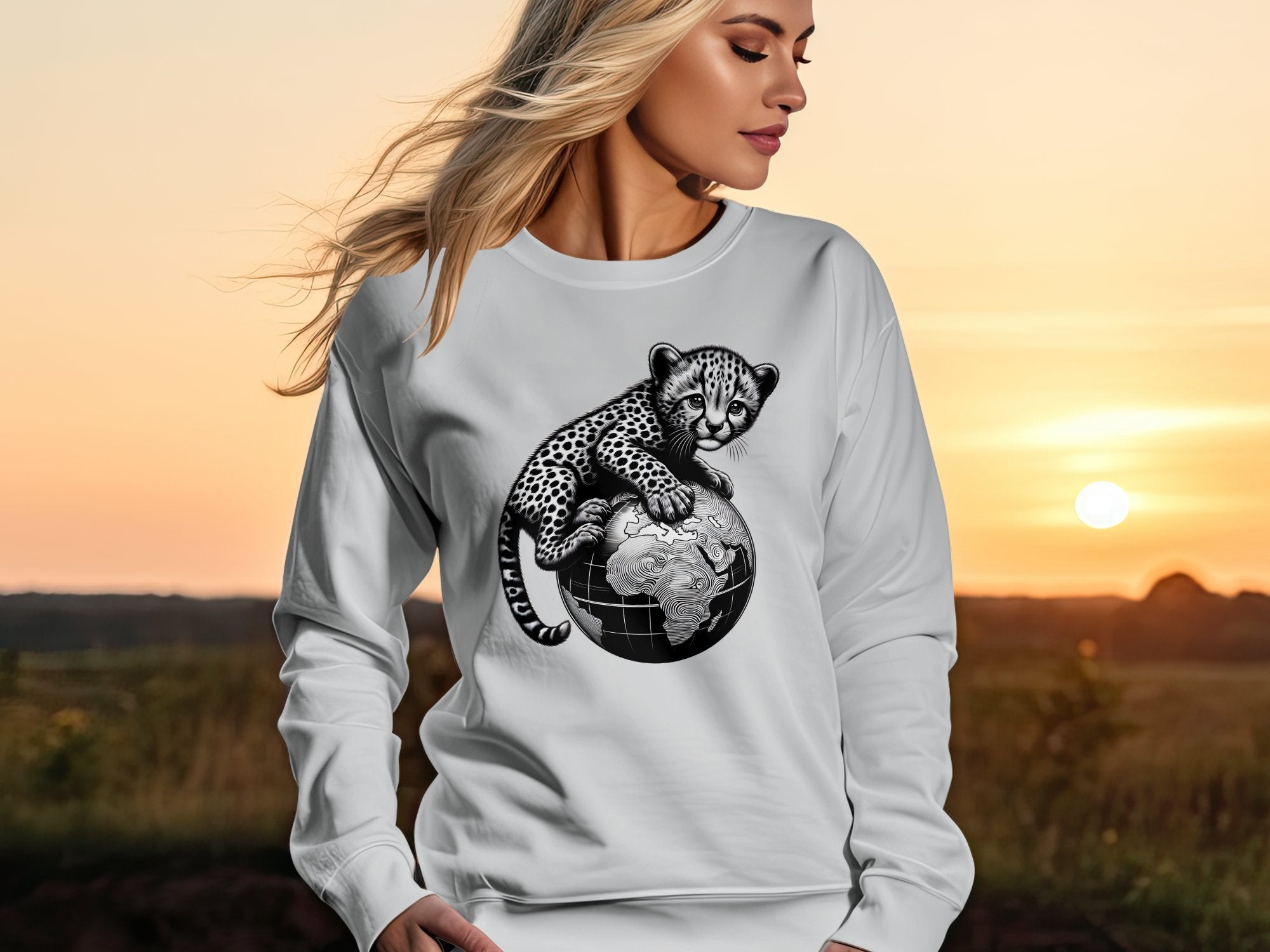 Cheetah World - Coloured Gildan Sweatshirt Realistic Animal Talisman Unisex Cute Tee Graphic Design