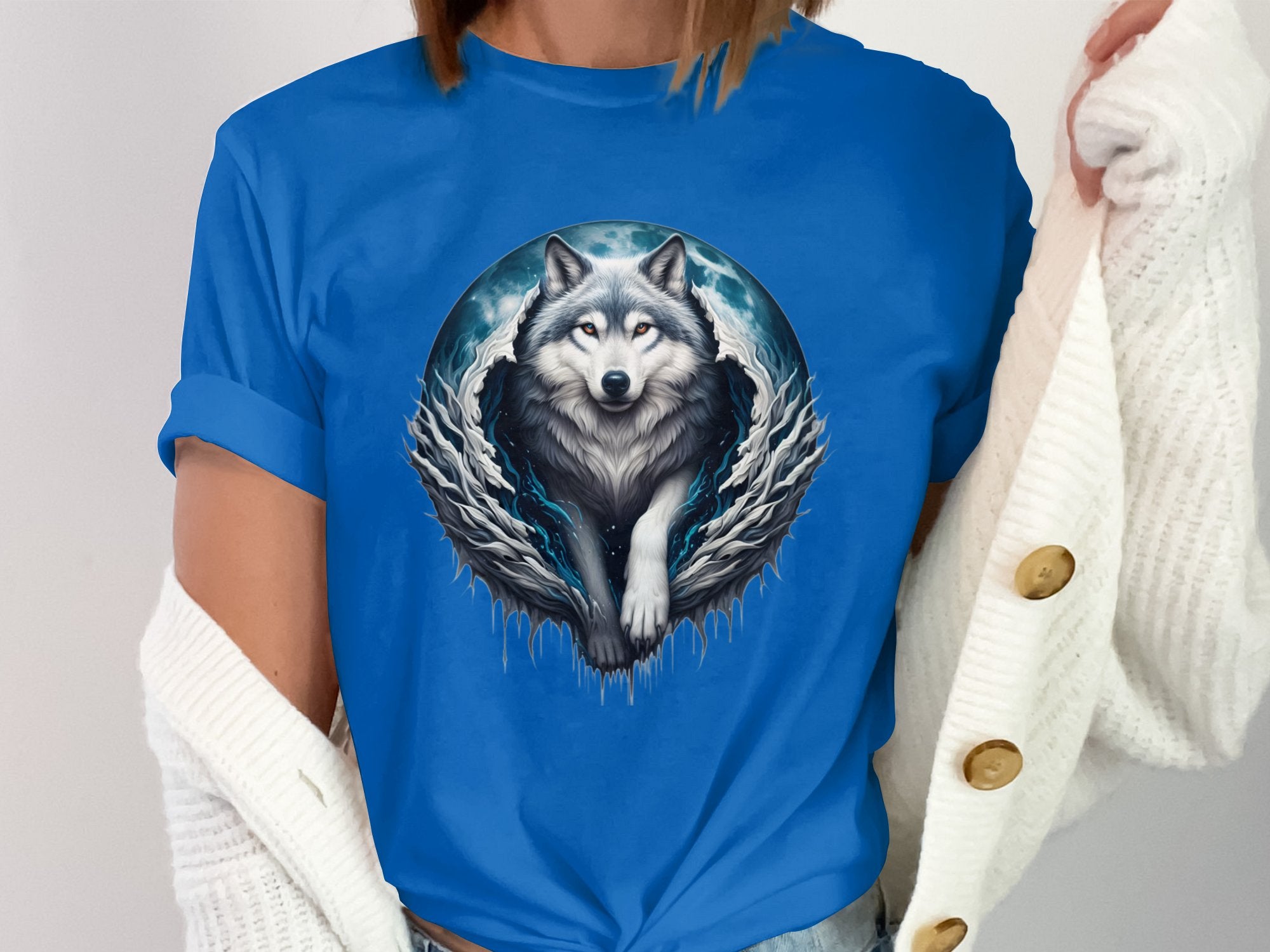 Moon Wolf - T-Shirt Realistic Full Colour Animal Talisman Unisex Mythology Tee Gildan Graphic Design