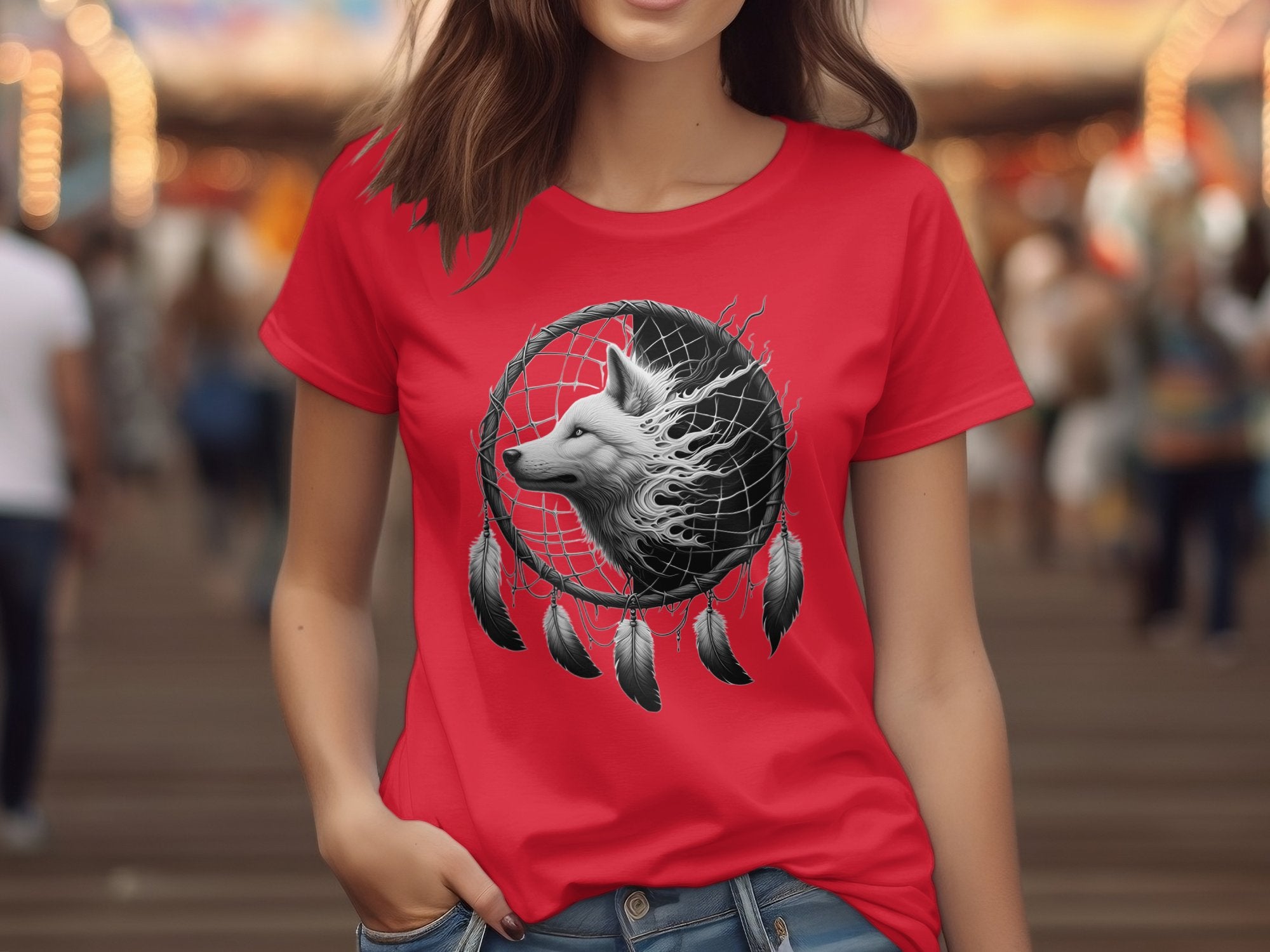 Dreamcatcher Wolf - Coloured Gildan T-Shirt Realistic Native American Talisman Unisex Mythology Tee Graphic Design