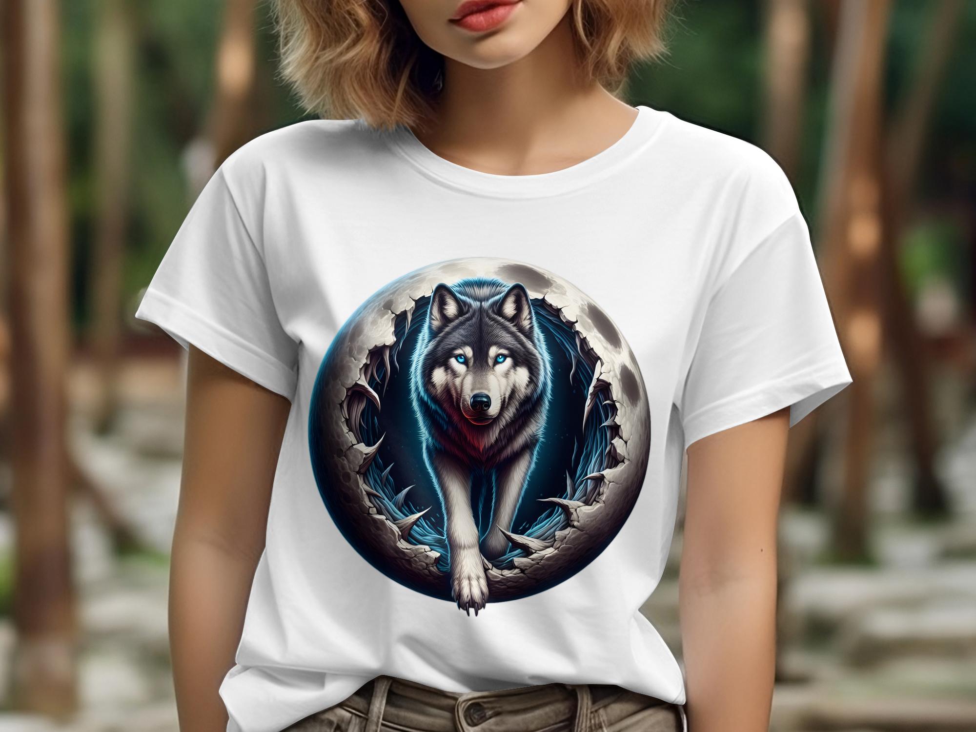 Moon Wolf - T-Shirt Realistic Full Colour Animal Talisman Unisex Mythology Tee Gildan Graphic Design