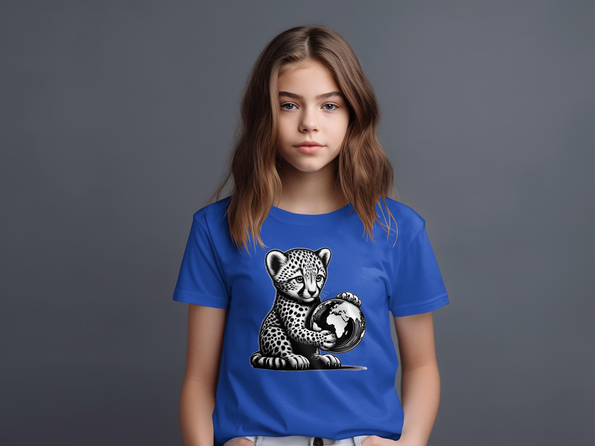 Cheetah World - Coloured Gildan Kids T-Shirt Realistic Animal Talisman Unisex Cute Tee Graphic Design