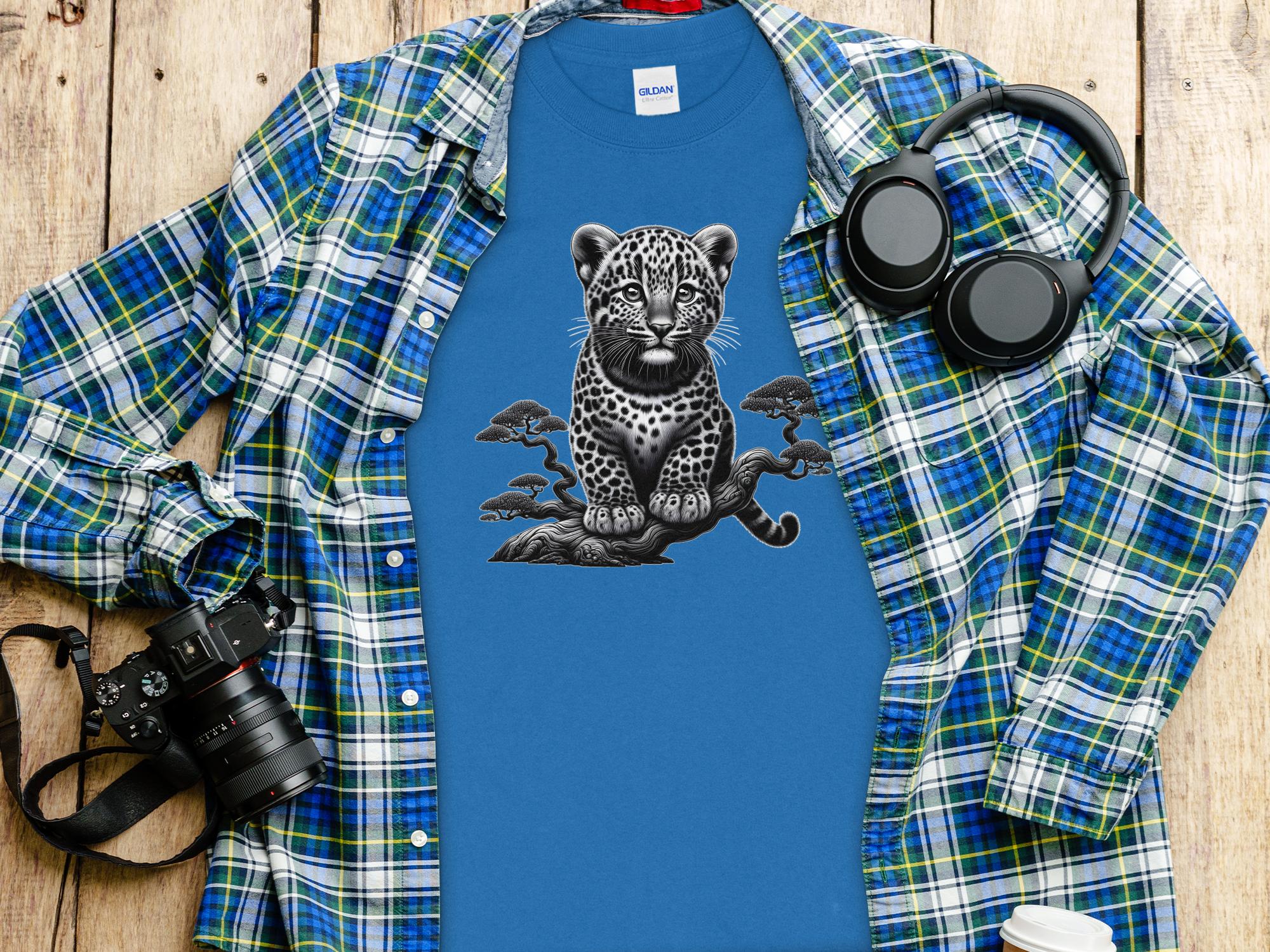 Leopard Bonsai - Coloured Gildan Long Sleeve Realistic Animal Talisman Unisex Cute Tee Graphic Design