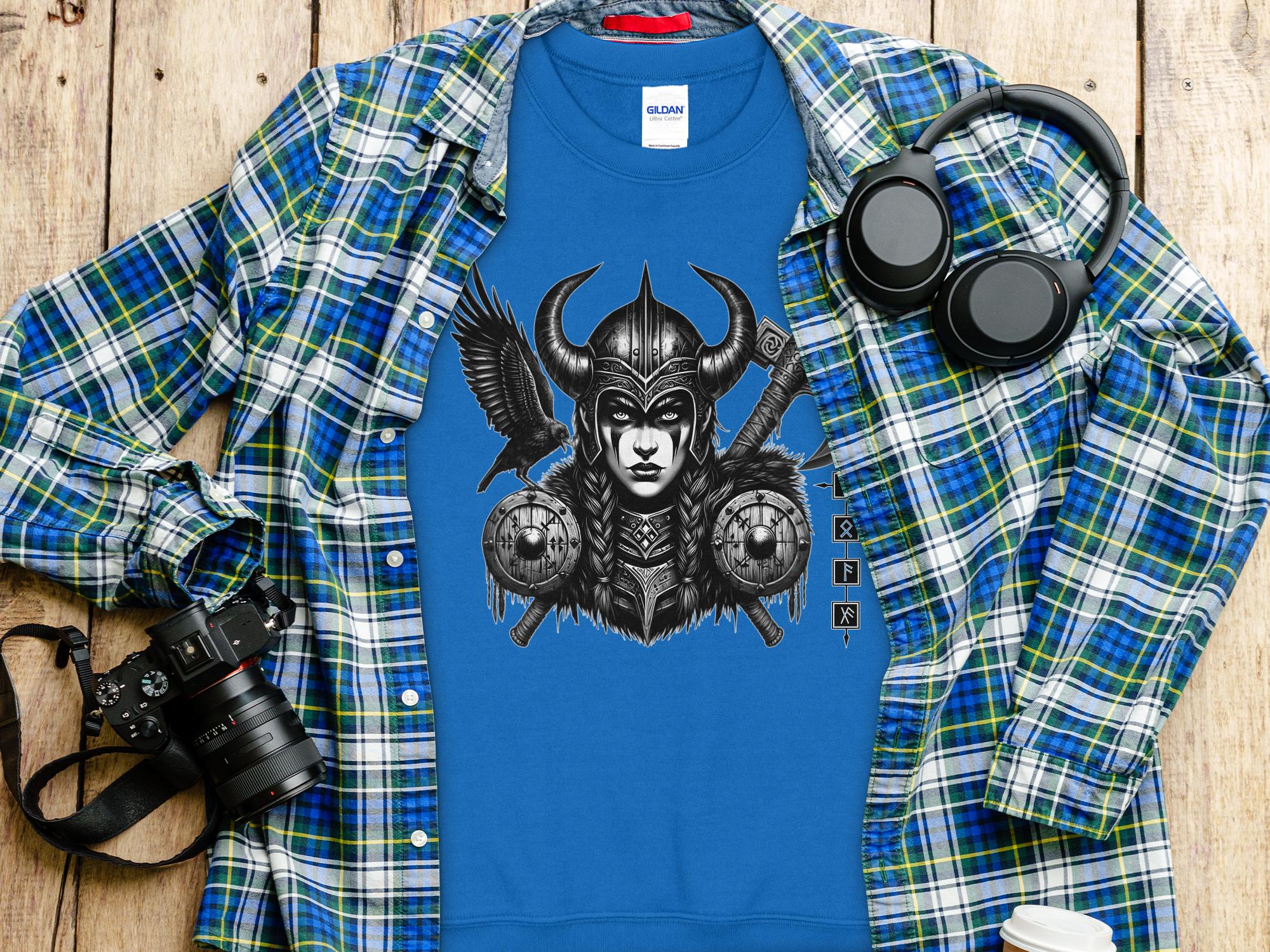 Viking Shield Maiden - Coloured Gildan Sweatshirt Realistic Norse Talisman Men Women Unisex Valhalla Tee Graphic Design