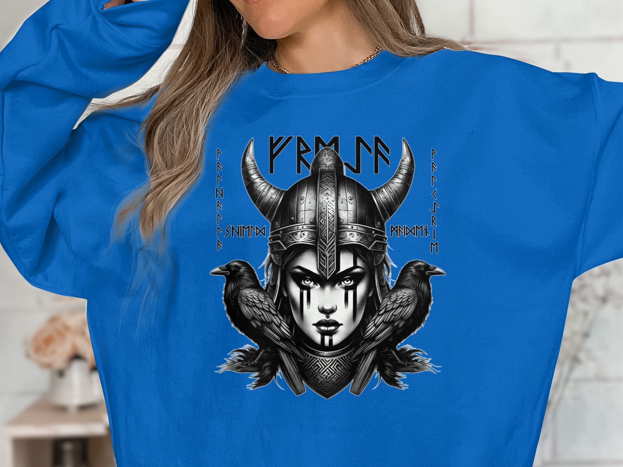 Viking Shield Maiden - Coloured Gildan Sweatshirt Realistic Norse Talisman Men Women Unisex Valhalla Tee Graphic Design