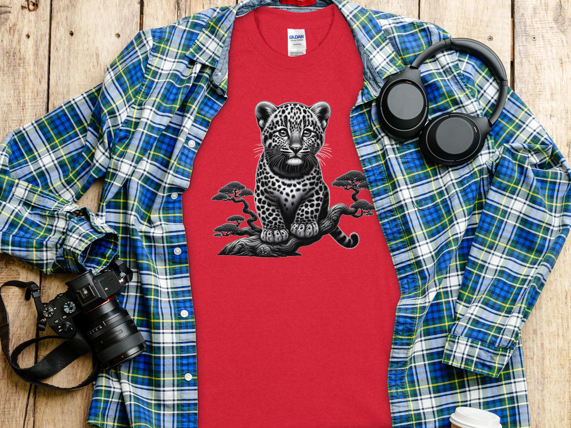 Leopard Bonsai - Coloured Gildan T-Shirt Realistic Animal Talisman Unisex Cute Tee Graphic Design