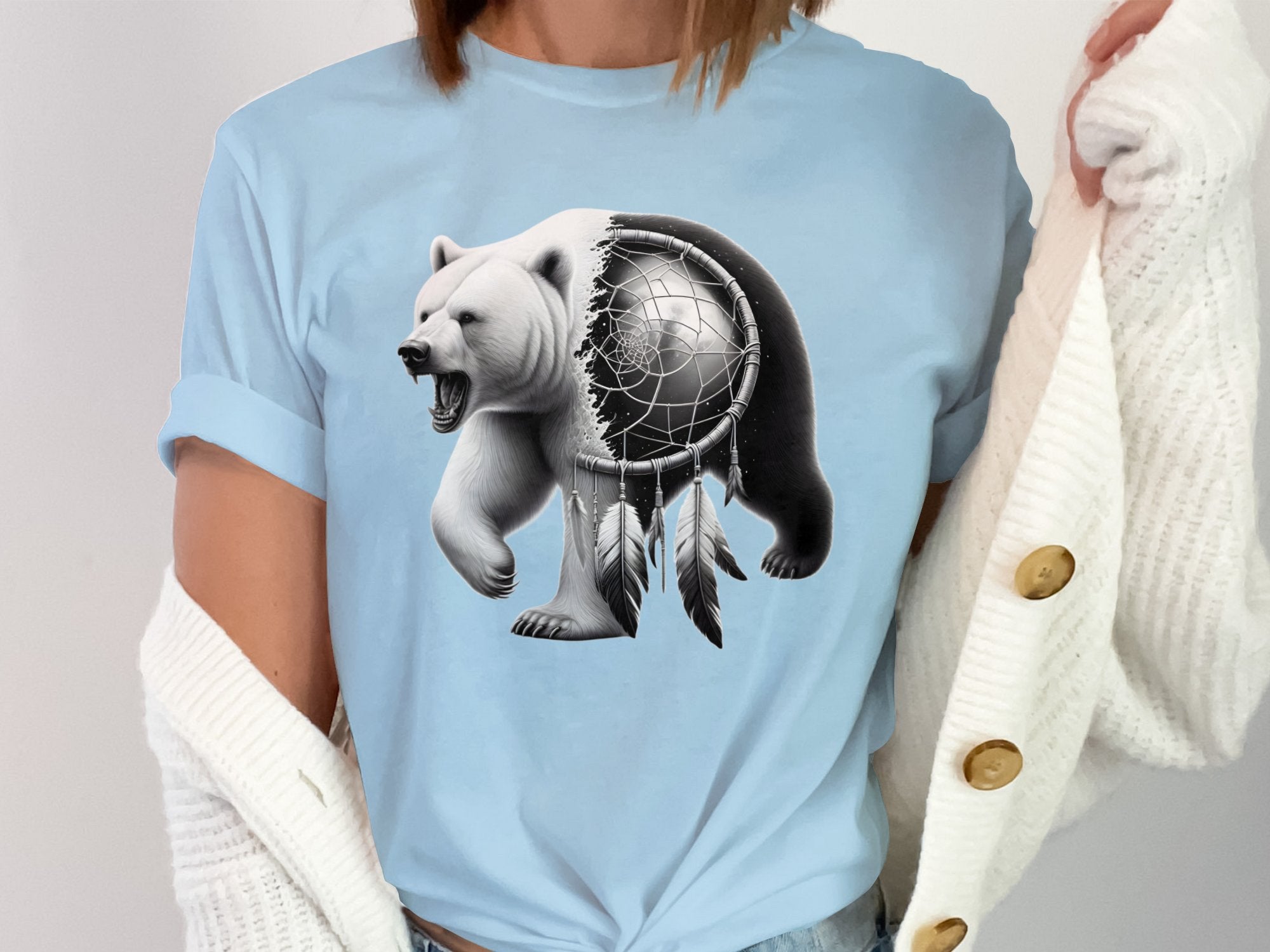 Dreamcatcher Bear - Coloured Gildan T-Shirt Realistic Native American Talisman Unisex Mythology Tee Graphic Design