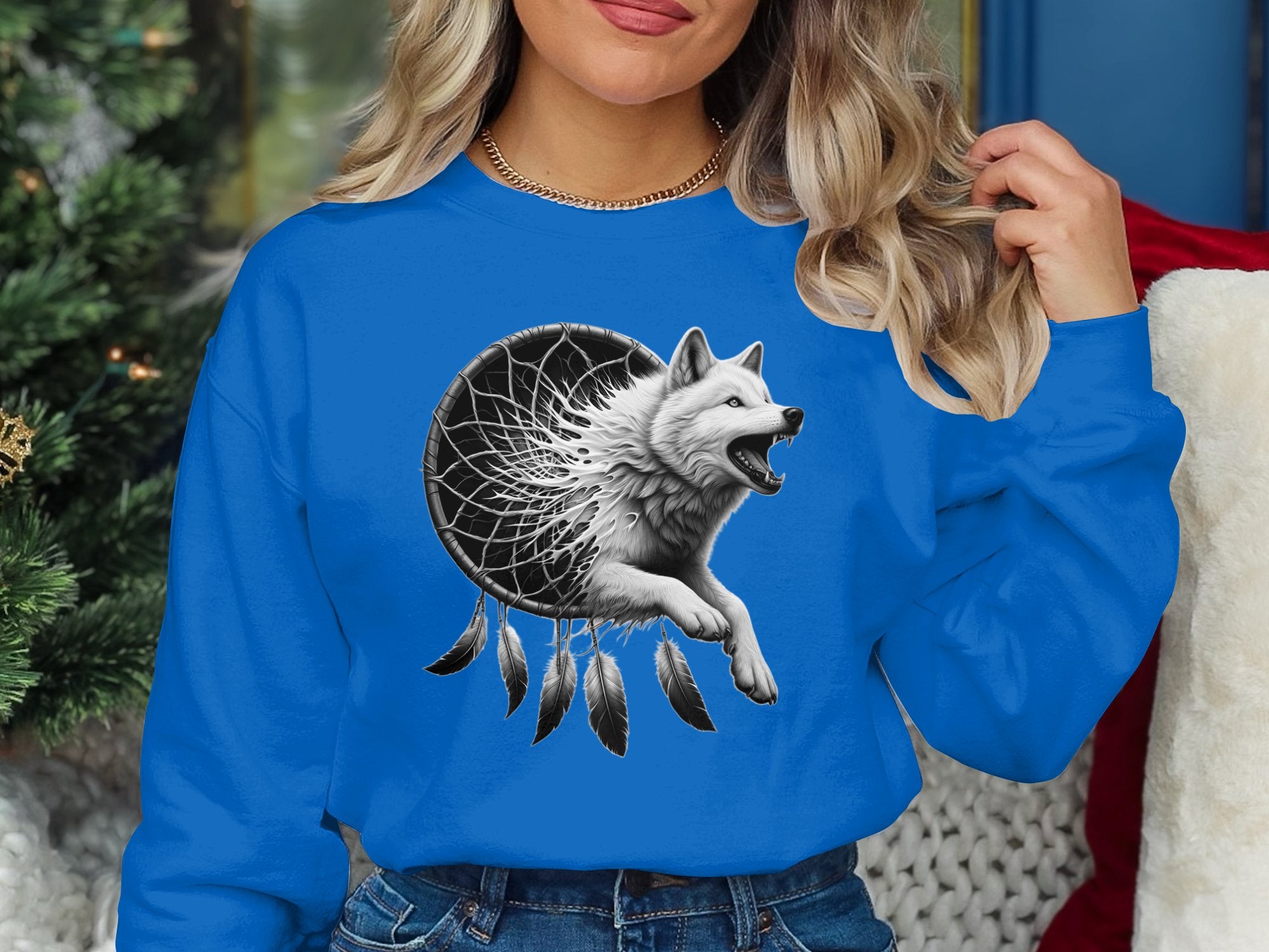 Dreamcatcher Wolf - Coloured Gildan Sweatshirt Realistic Native American Talisman Unisex Mythology Tee Graphic Design