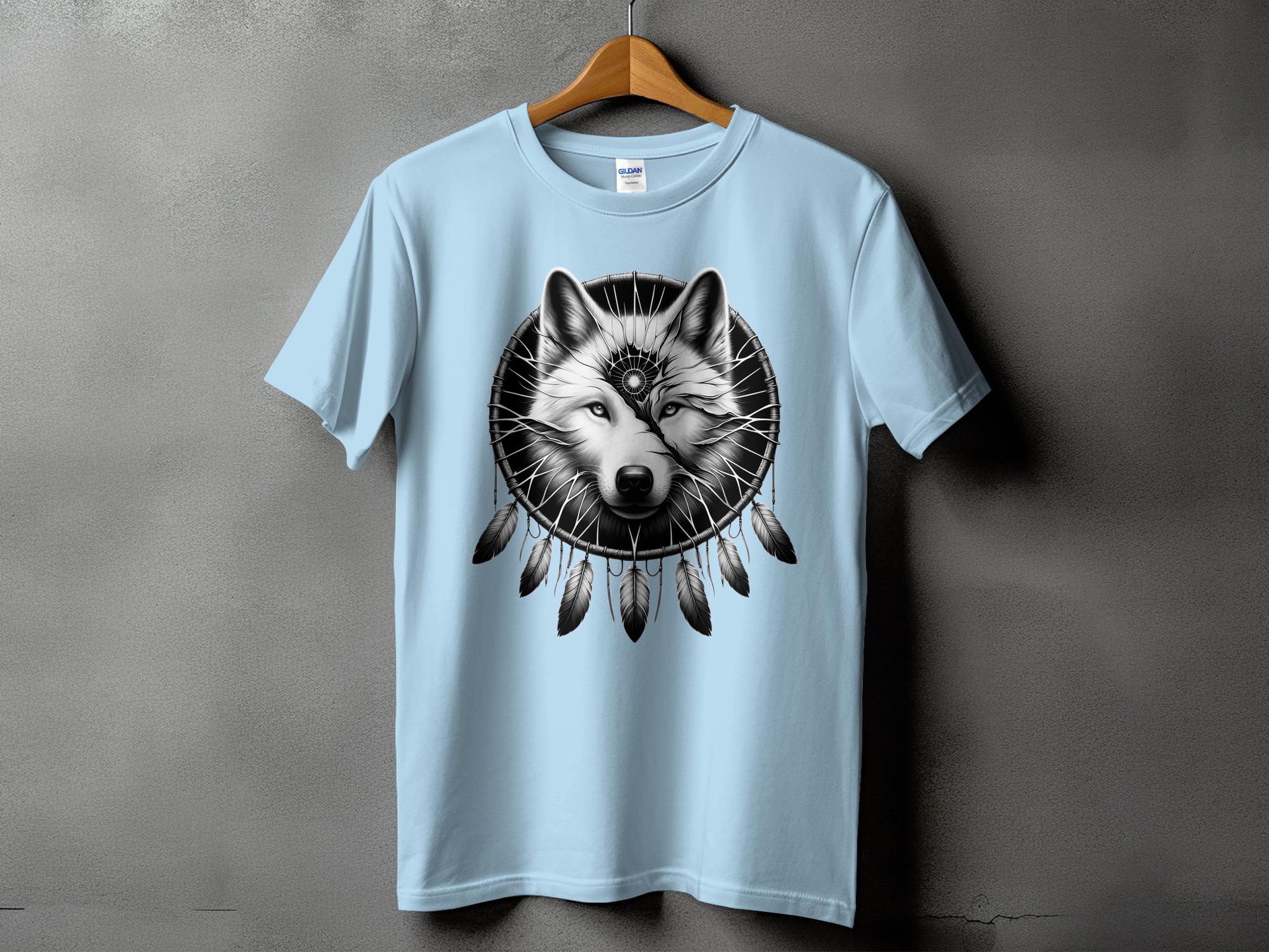 Dreamcatcher Wolf - Coloured Gildan T-Shirt Realistic Native American Talisman Unisex Mythology Tee Graphic Design