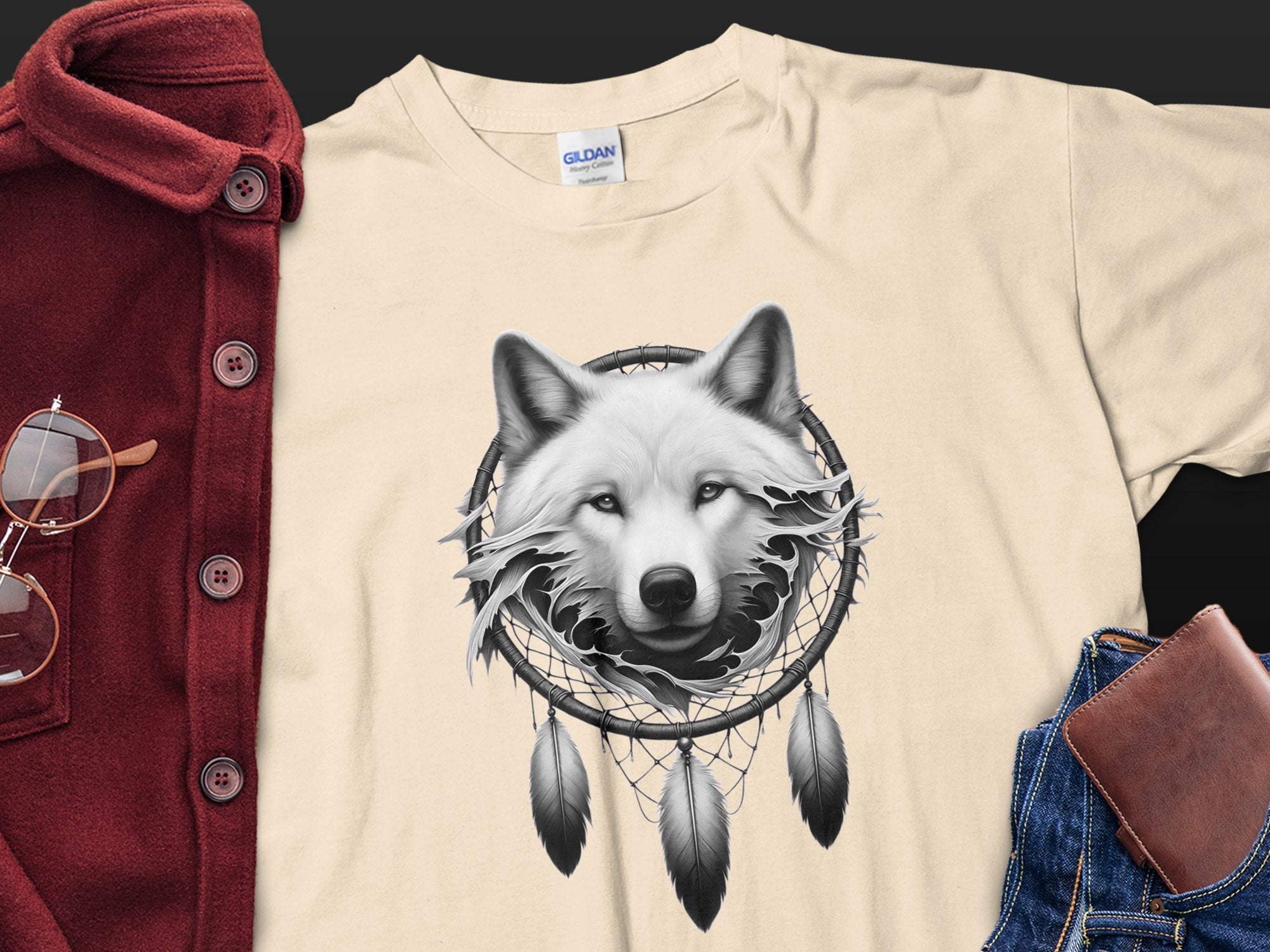 Dreamcatcher Wolf - Coloured Gildan T-Shirt Realistic Native American Talisman Unisex Mythology Tee Graphic Design