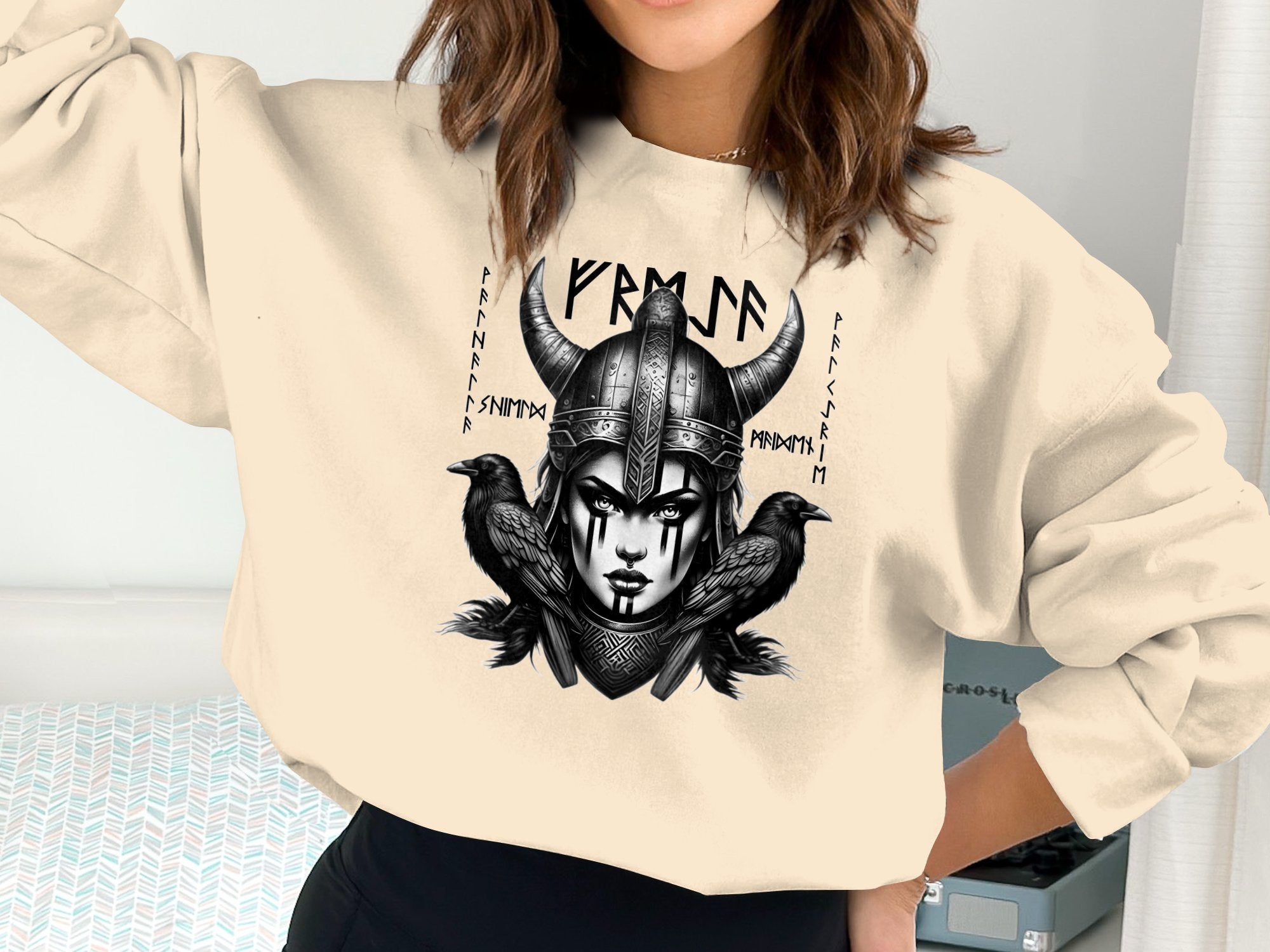 Viking Shield Maiden - Coloured Gildan Sweatshirt Realistic Norse Talisman Men Women Unisex Valhalla Tee Graphic Design