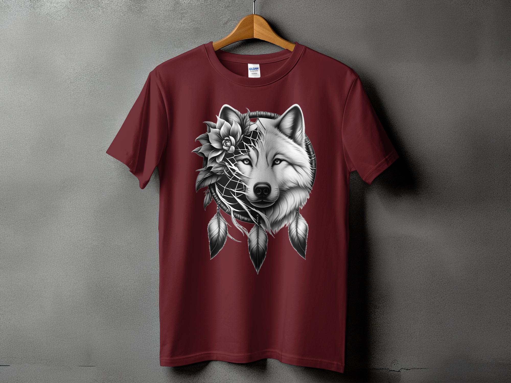 Dreamcatcher Wolf - Coloured Gildan T-Shirt Realistic Native American Talisman Unisex Mythology Tee Graphic Design