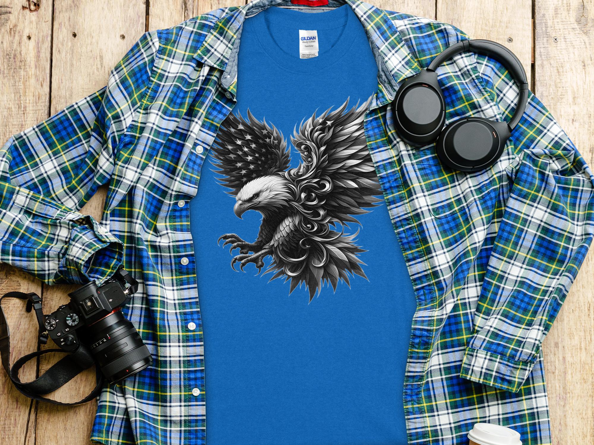 Eagle Patriot - Coloured Gildan T-Shirt Realistic Animal Talisman Unisex Tee Graphic Design