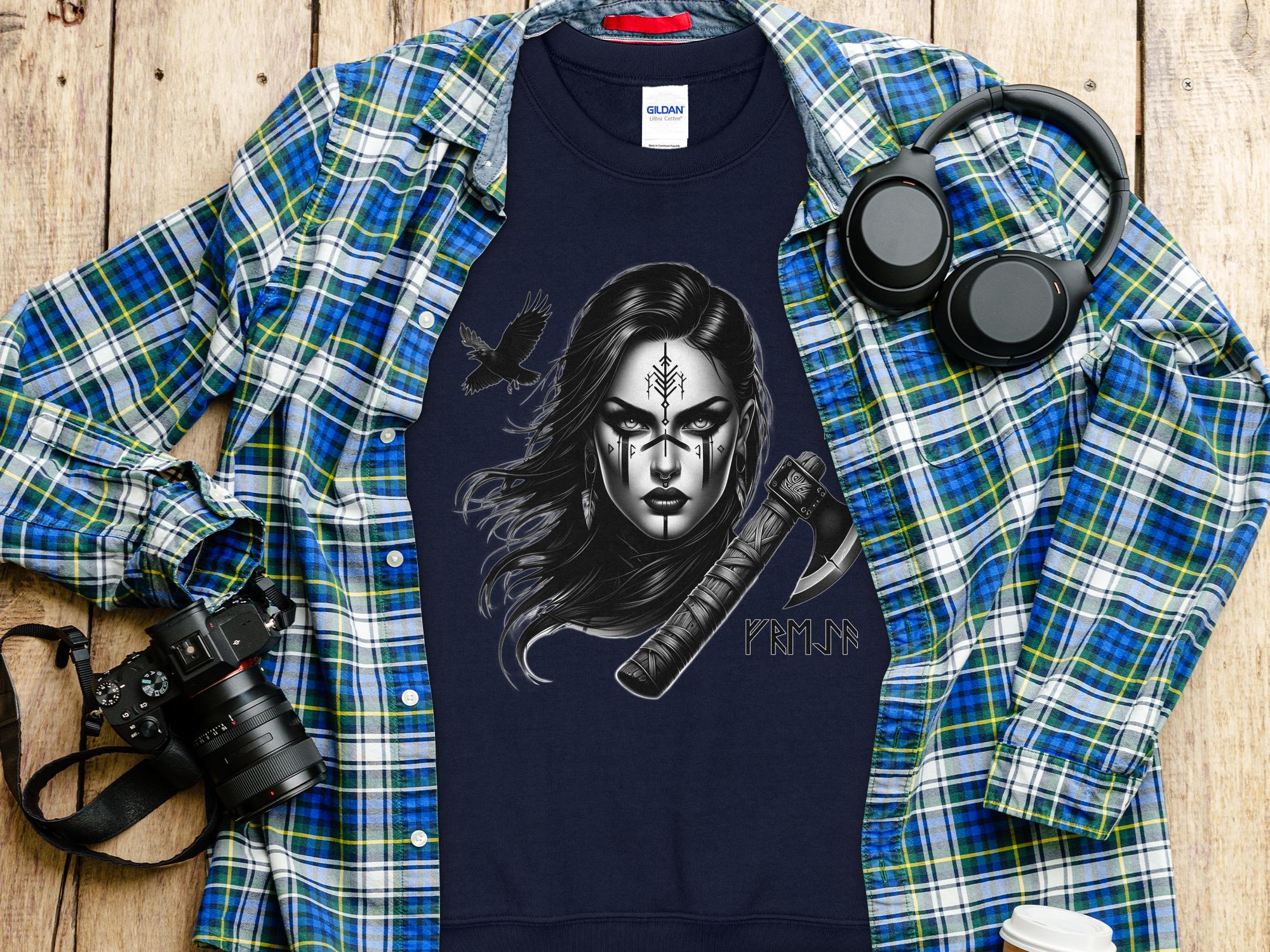 Viking Shield Maiden - Coloured Gildan Sweatshirt Realistic Norse Talisman Men Women Unisex Valhalla Tee Graphic Design