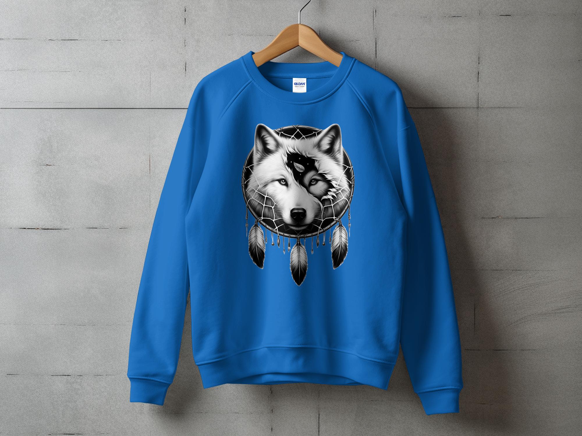 Dreamcatcher Wolf - Coloured Gildan Sweatshirt Realistic Native American Talisman Unisex Mythology Tee Graphic Design