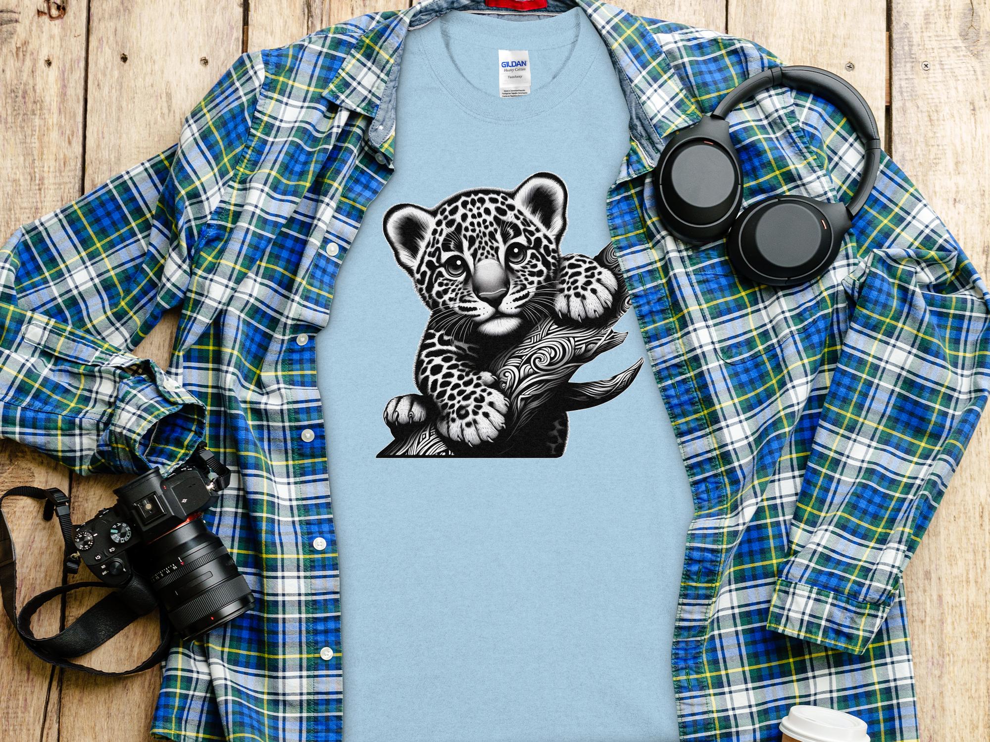 Leopard Bonsai - Coloured Gildan T-Shirt Realistic Animal Talisman Unisex Cute Tee Graphic Design