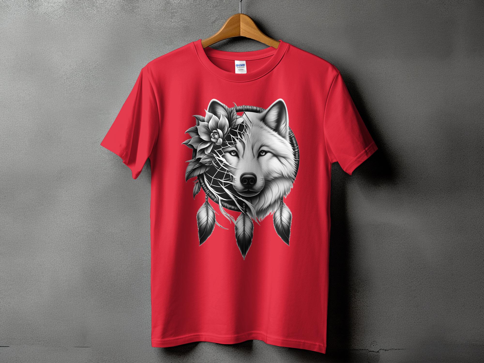 Dreamcatcher Wolf - Coloured Gildan T-Shirt Realistic Native American Talisman Unisex Mythology Tee Graphic Design