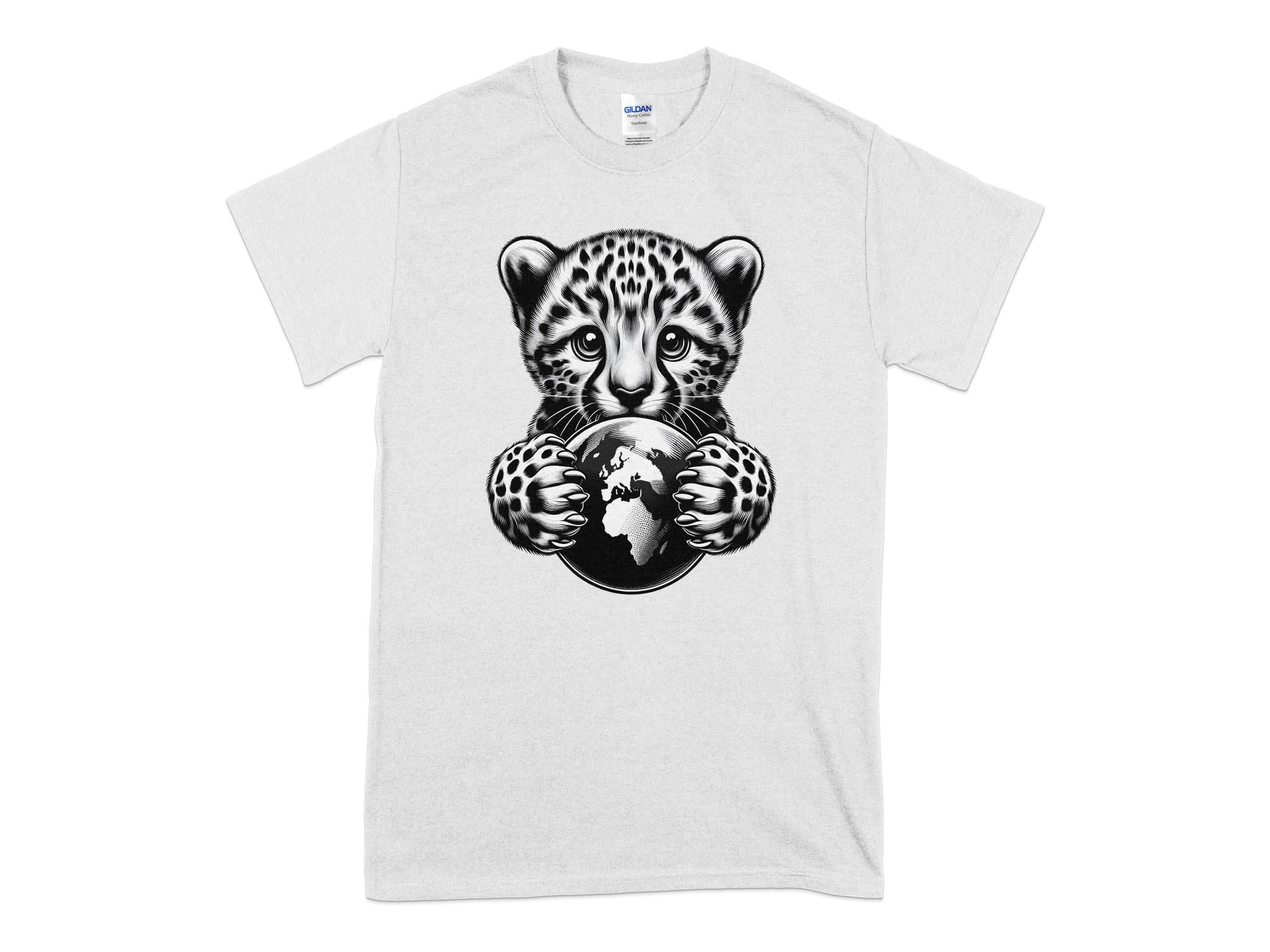 Cheetah World - Coloured Gildan T-Shirt Realistic Animal Talisman Unisex Cute Tee Graphic Design