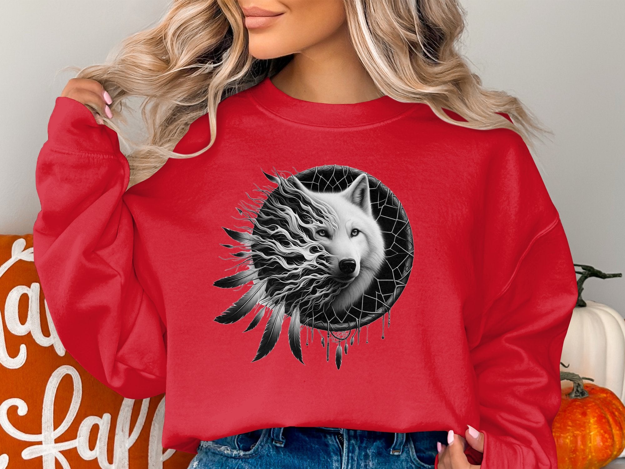 Dreamcatcher Wolf - Coloured Gildan Sweatshirt Realistic Native American Talisman Unisex Mythology Tee Graphic Design