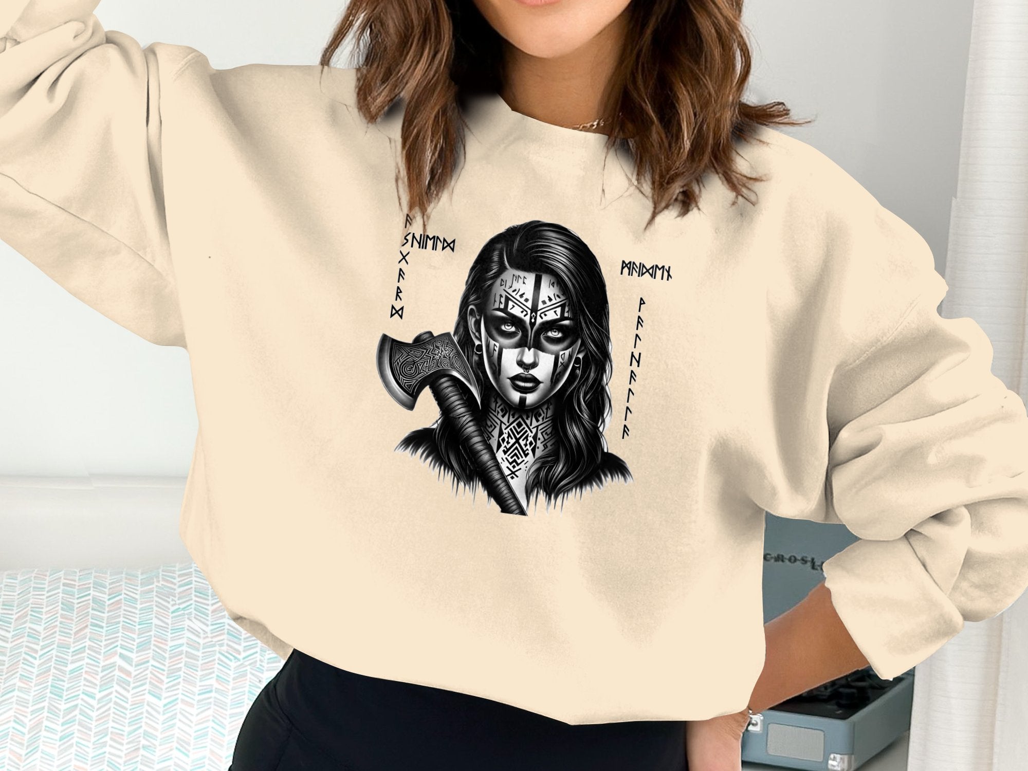 Viking Shield Maiden - Coloured Gildan Sweatshirt Realistic Norse Talisman Men Women Unisex Valhalla Tee Graphic Design